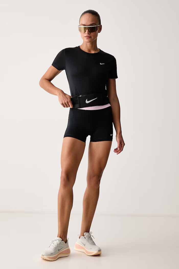 Nike спортна тениска дамска Tempo Dri-FIT черна HQ0648.010