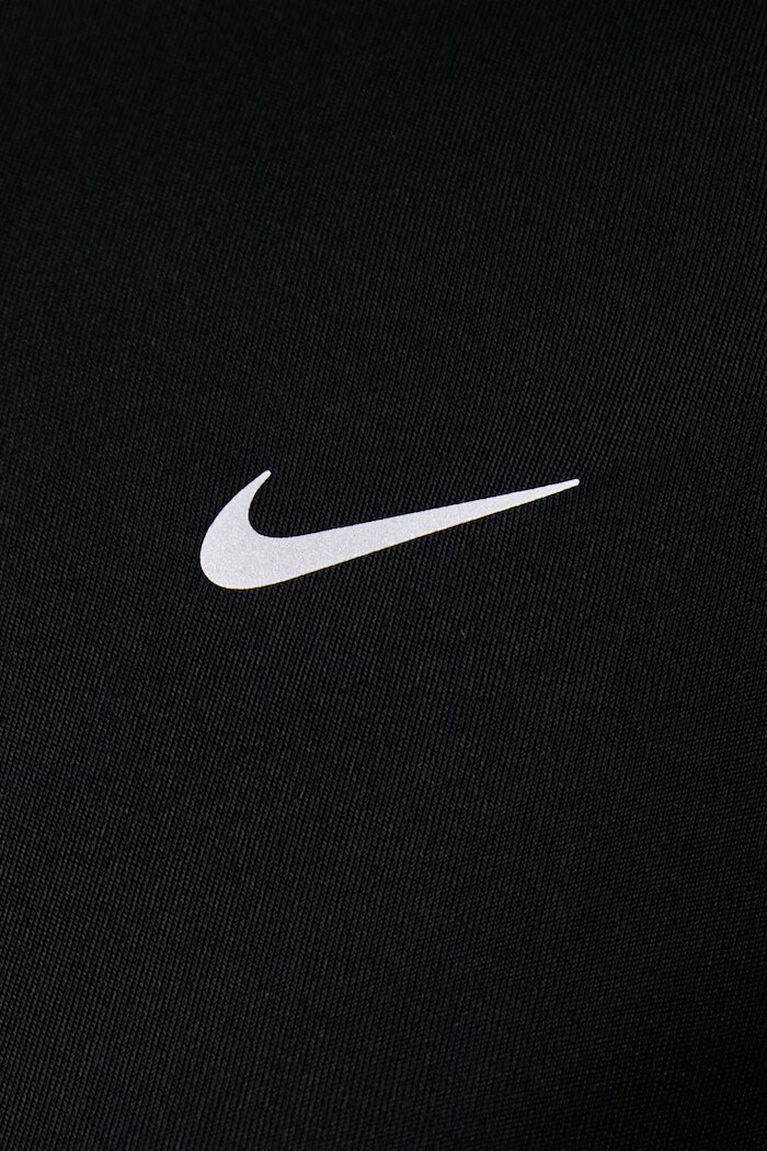 Nike спортна тениска дамска Tempo Dri-FIT черна HQ0648.010