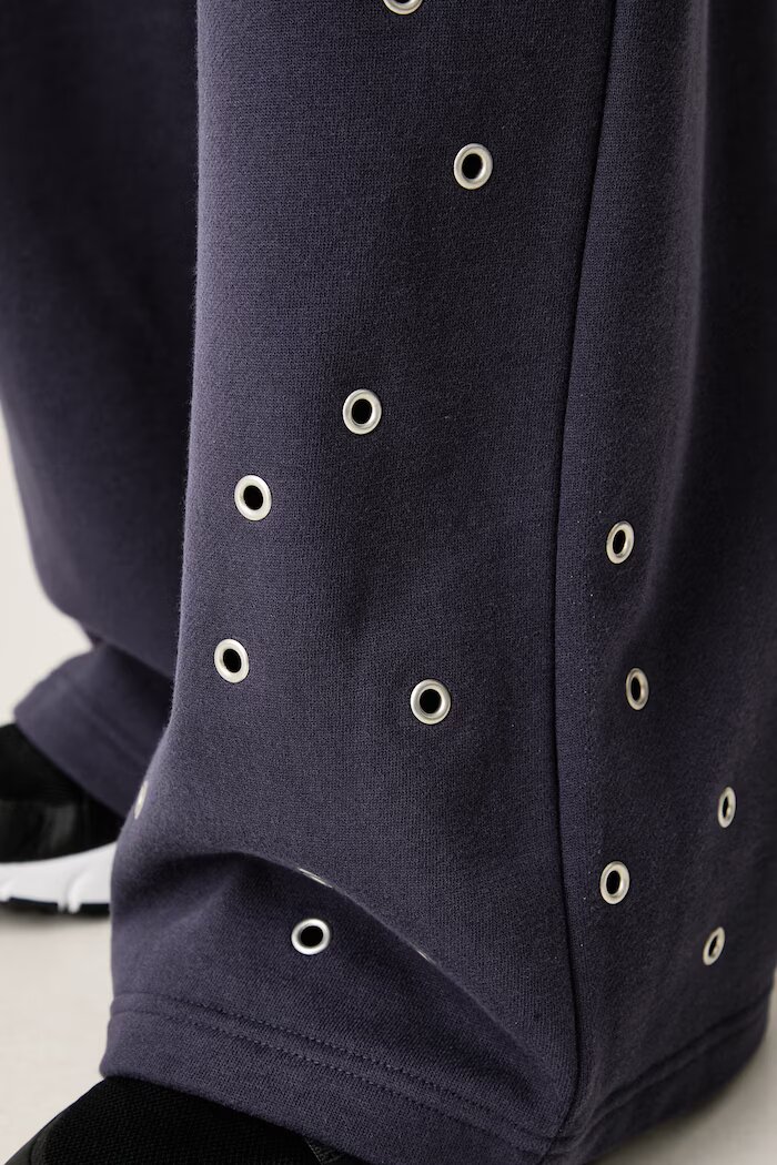 Nike Sportswear спортен панталон дамски с памук Studio Fleece сив IX7048.013