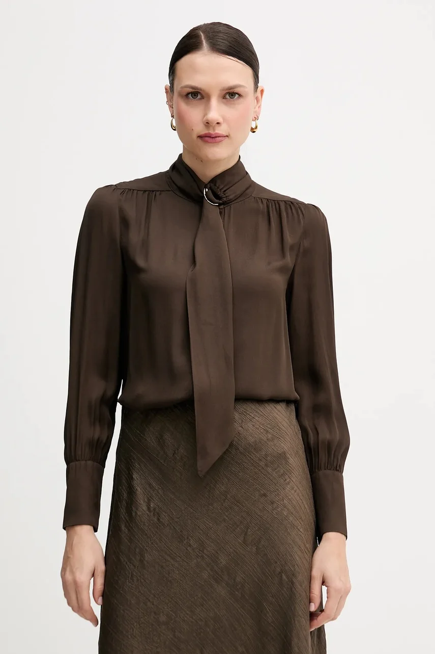 Pedro del Hierro Риза