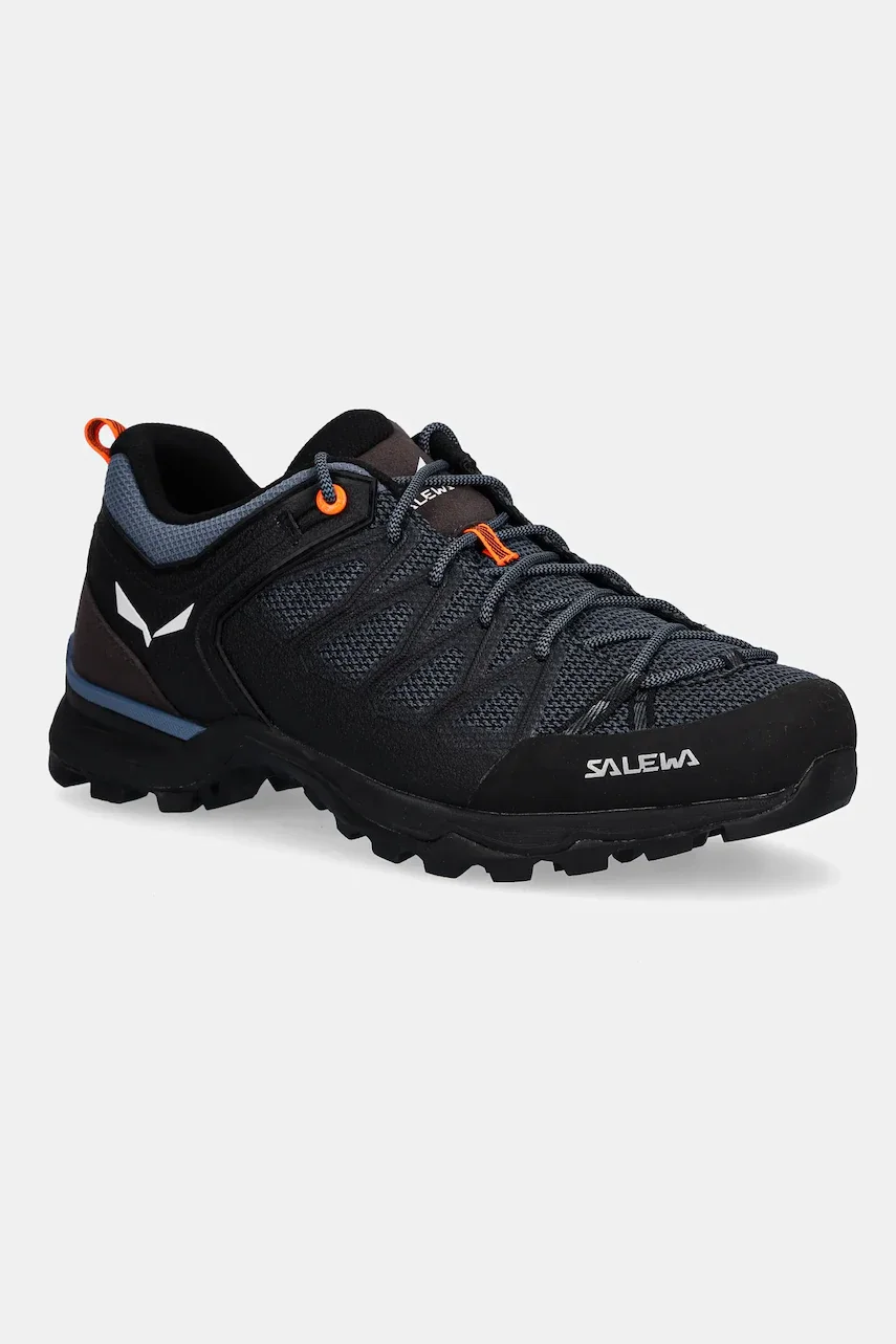 Salewa обувки