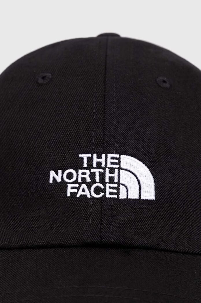 The North Face Шапка с козирка Norm Hat в черно с апликация NF0A7WHOJK31