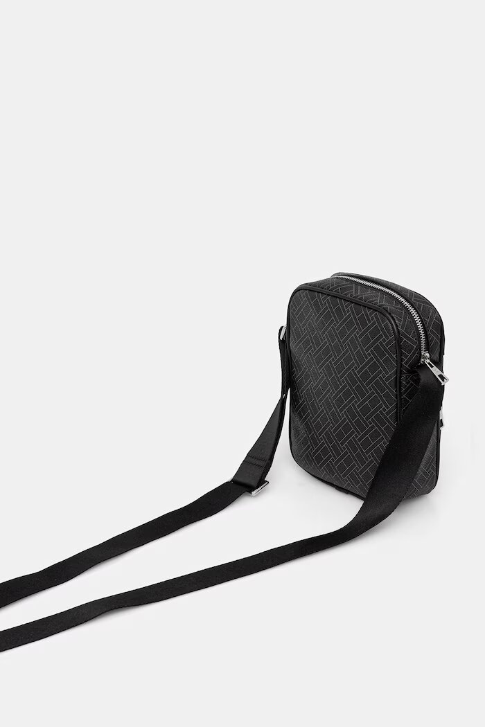 Tommy Hilfiger мъжка чанта през рамо черна AM0AM14138