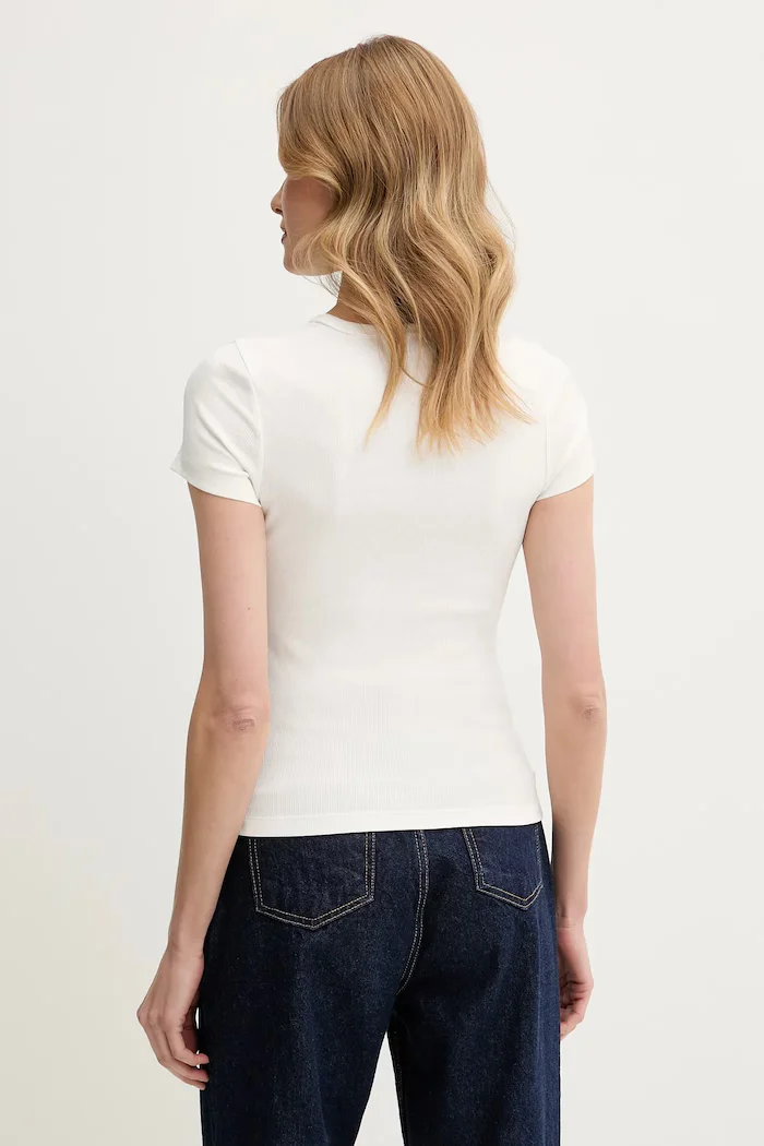 Tommy Jeans тениска дамска от памук с еластан бяла DW0DW17881