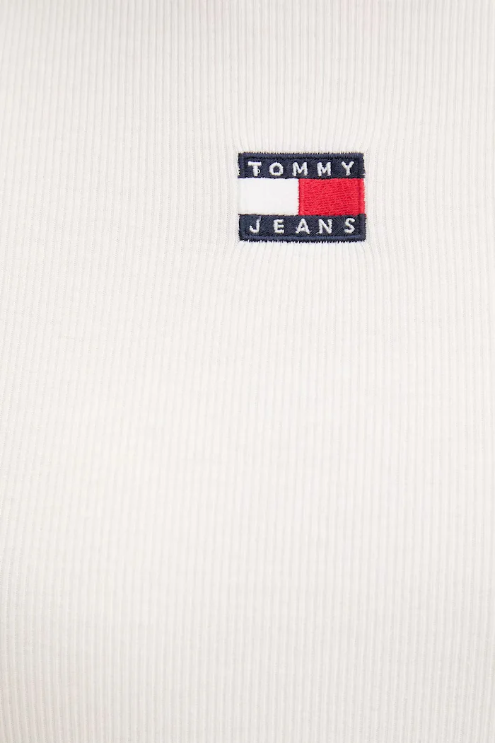 Tommy Jeans тениска дамска от памук с еластан бяла DW0DW17881