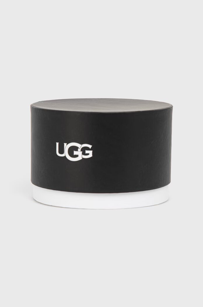 Ugg Вълнени наушници в кремаво от вълна