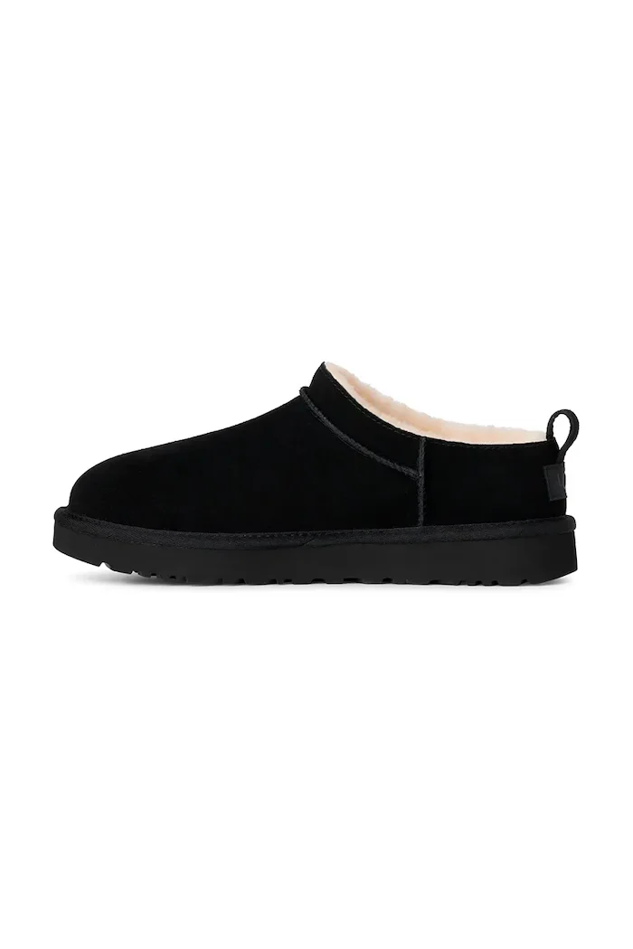 Ugg Велурени чехли Classic Micro в черно 1173891.BLK