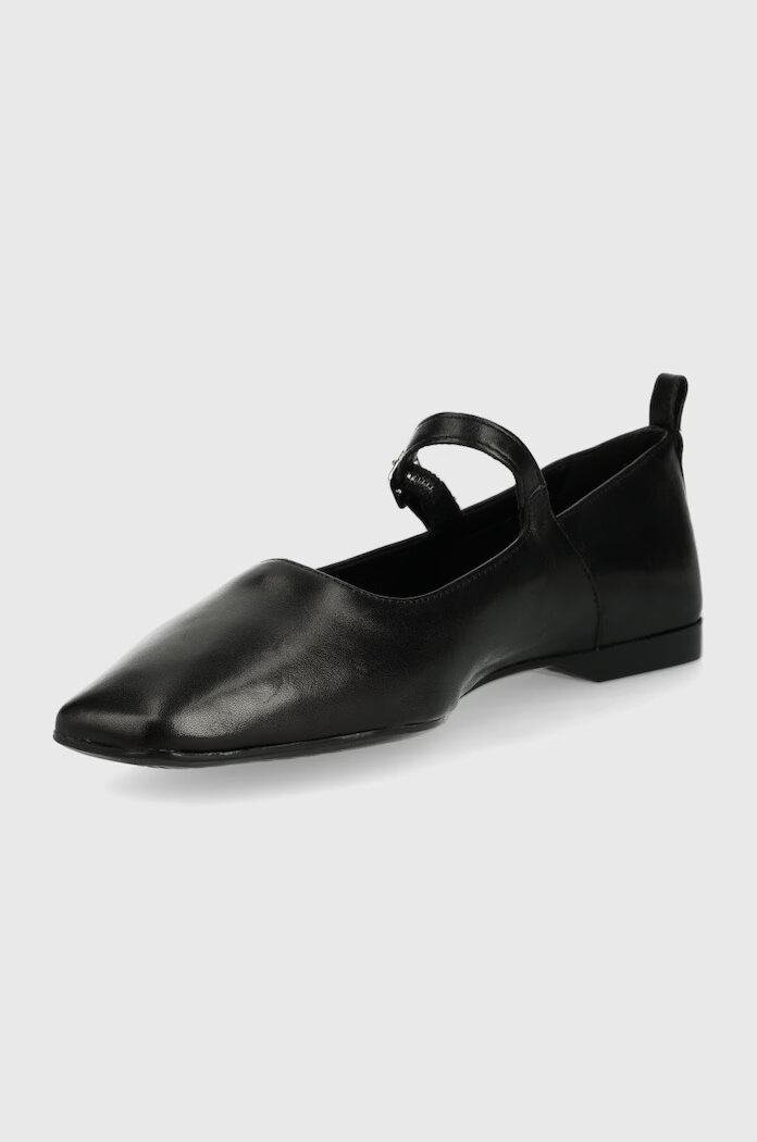 Vagabond Shoemakers Кожени балеринки Delia в черно