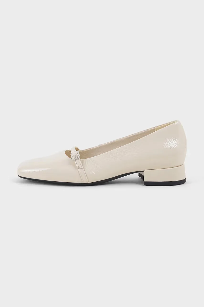 Vagabond Shoemakers Кожени обувки с дебел ток DEBBI