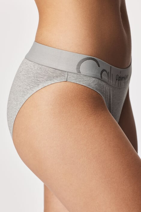 Calvin Klein Класически бикини Embossed Icon - Pepit.bg