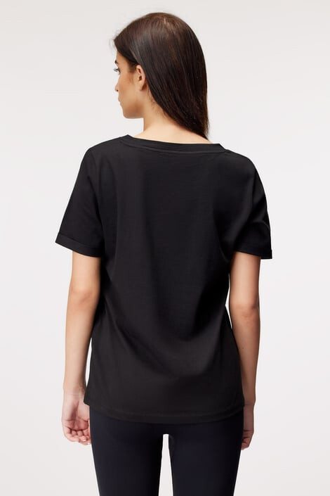 Pieces Дамска тениска Ria V-Neck - Pepit.bg