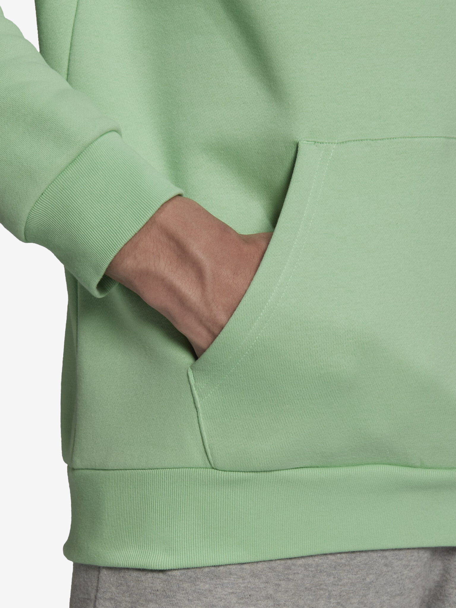 adidas Originals Essential Sweatshirt Zelen - Pepit.bg