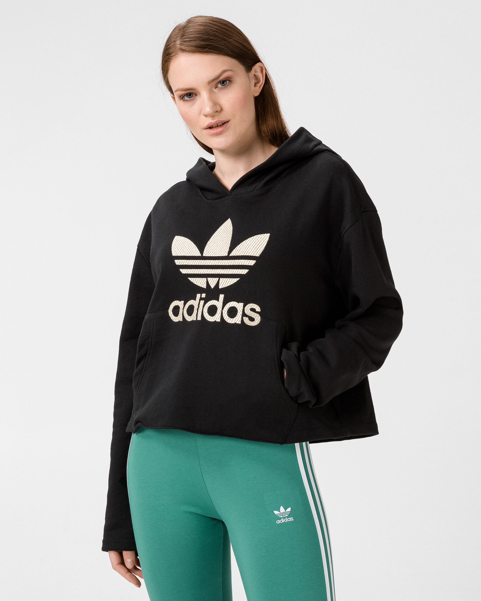 adidas Originals Premium Суитшърт Cheren - Pepit.bg