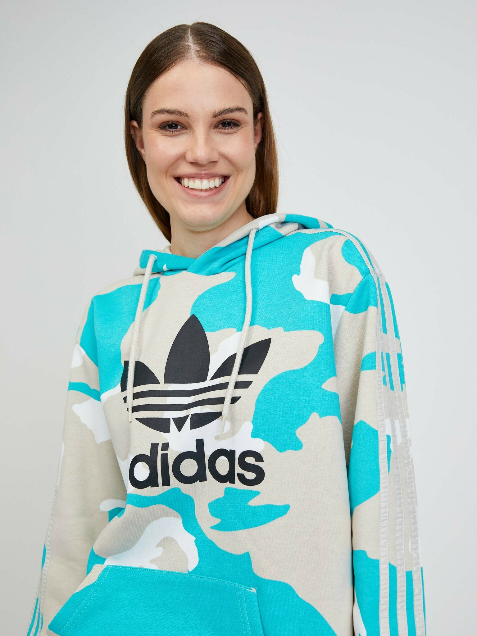 adidas Originals Sweatshirt Bezhov - Pepit.bg