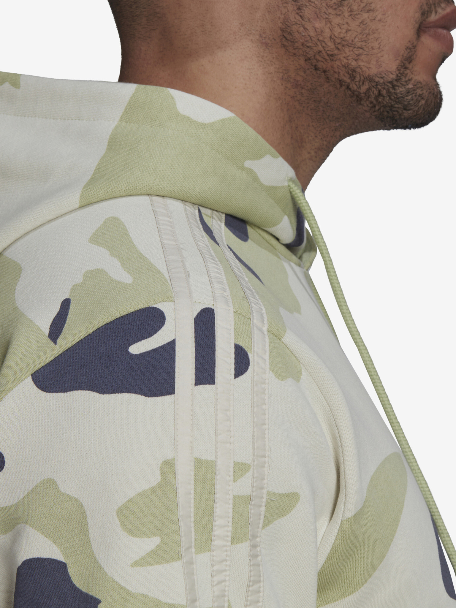 adidas Originals Sweatshirt Zelen - Pepit.bg