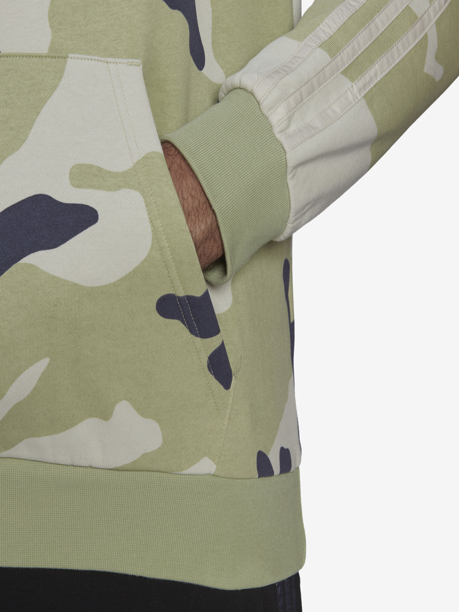 adidas Originals Sweatshirt Zelen - Pepit.bg