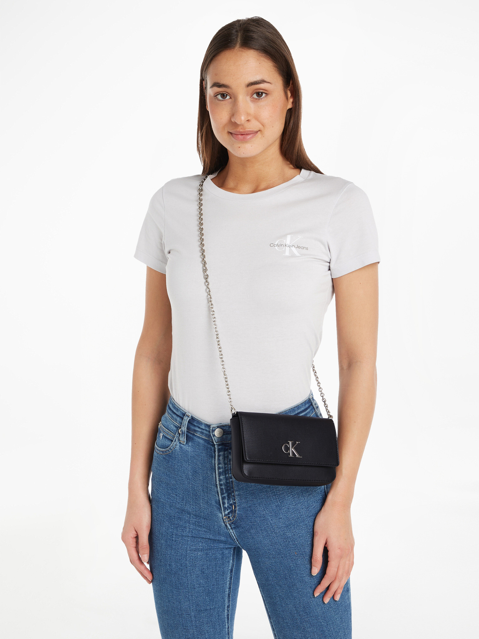 Calvin Klein Jeans Minimal Monogram Дамска чанта Cheren - Pepit.bg