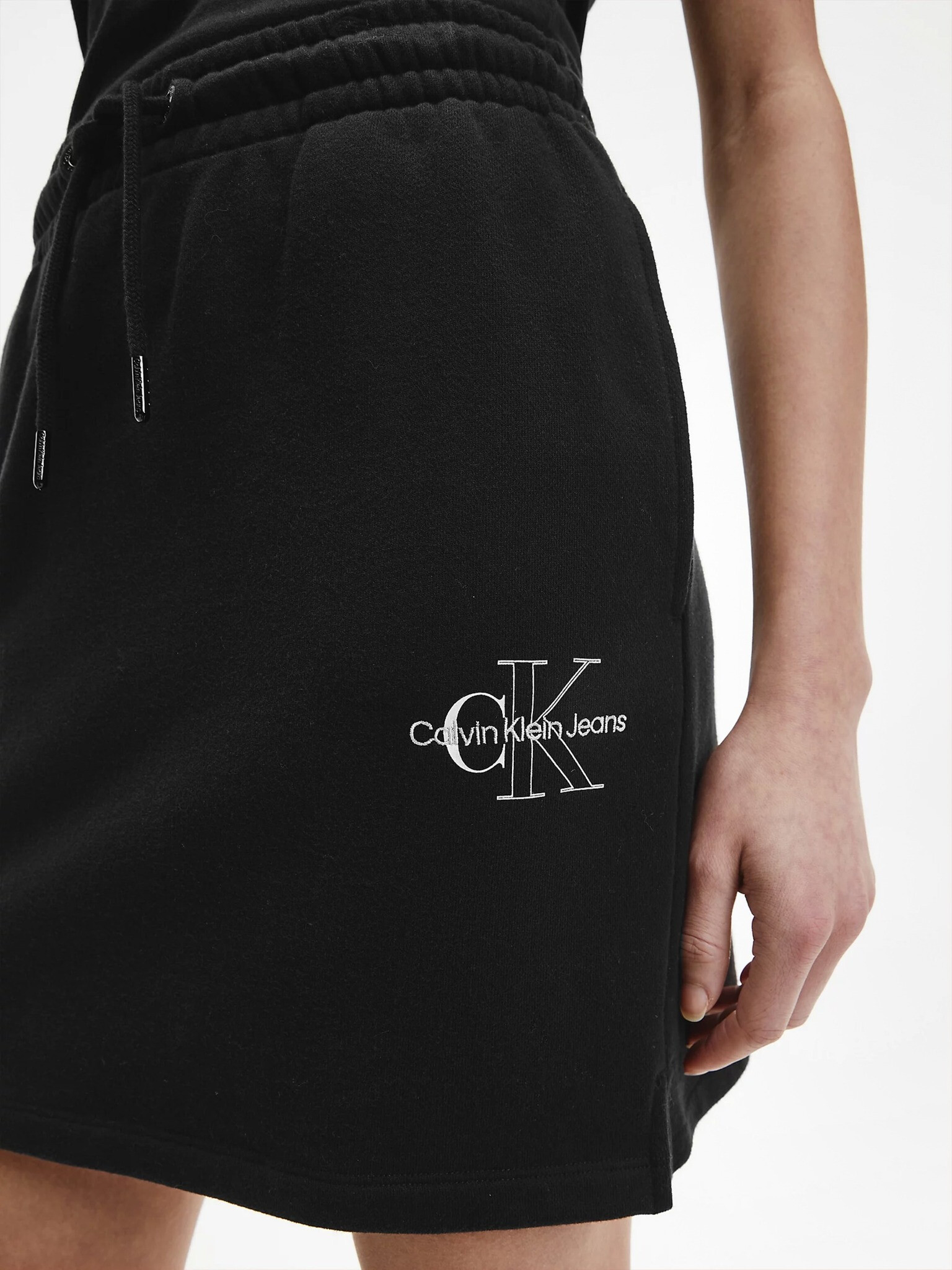 Calvin Klein Jeans Пола Cheren - Pepit.bg