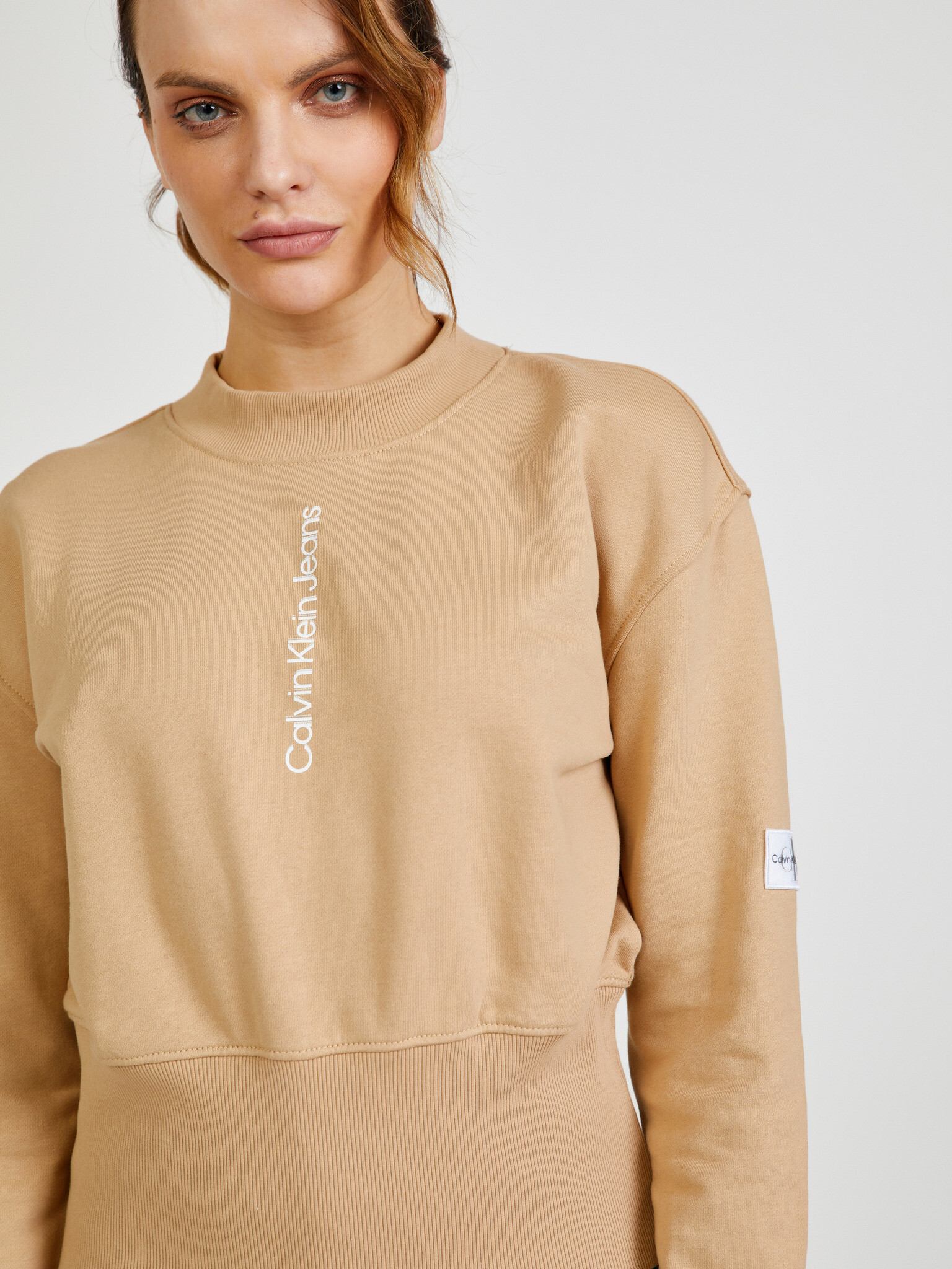 Calvin Klein Jeans Sweatshirt Bezhov - Pepit.bg