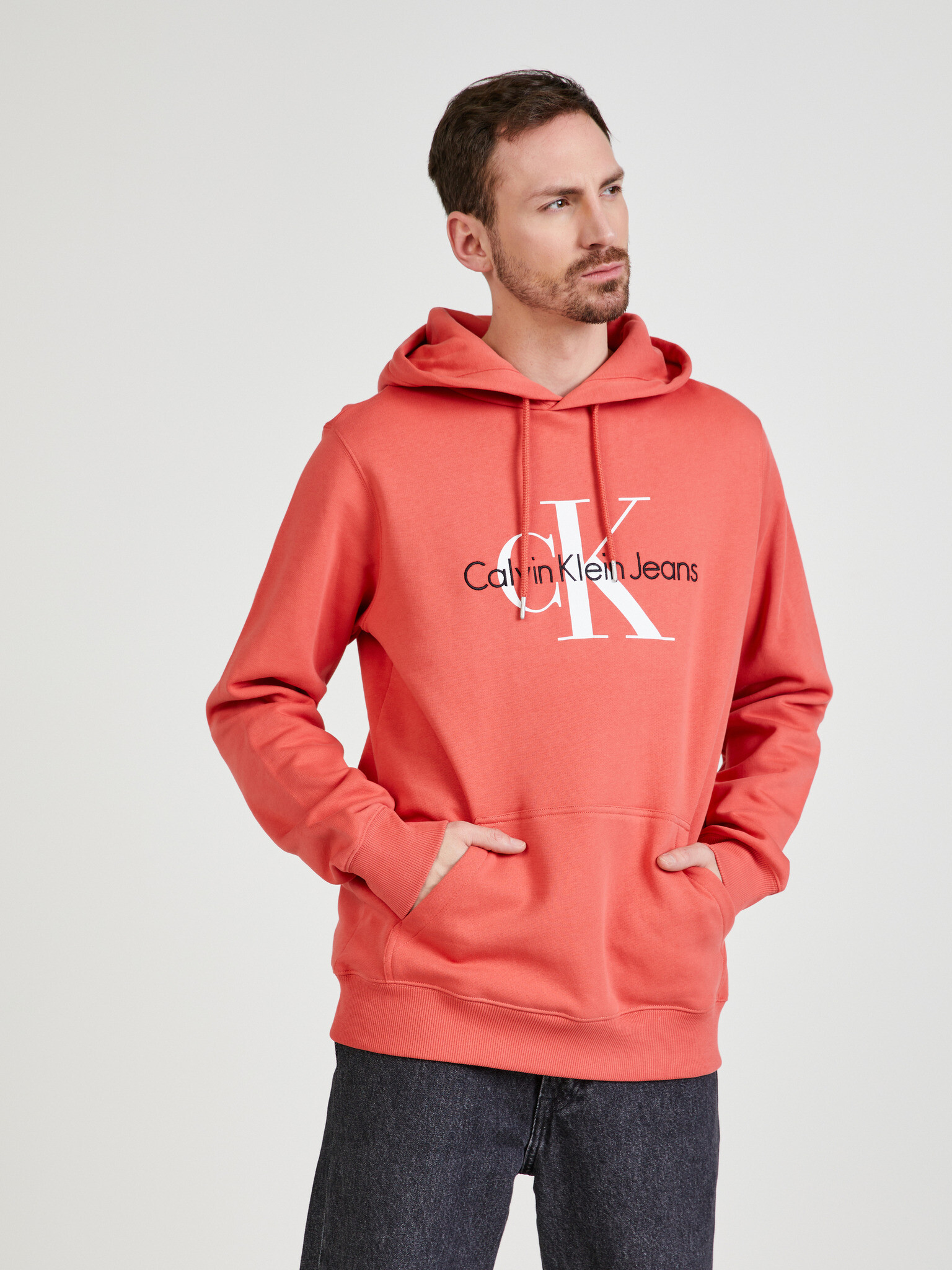 Calvin Klein Jeans Sweatshirt Cherven - Pepit.bg