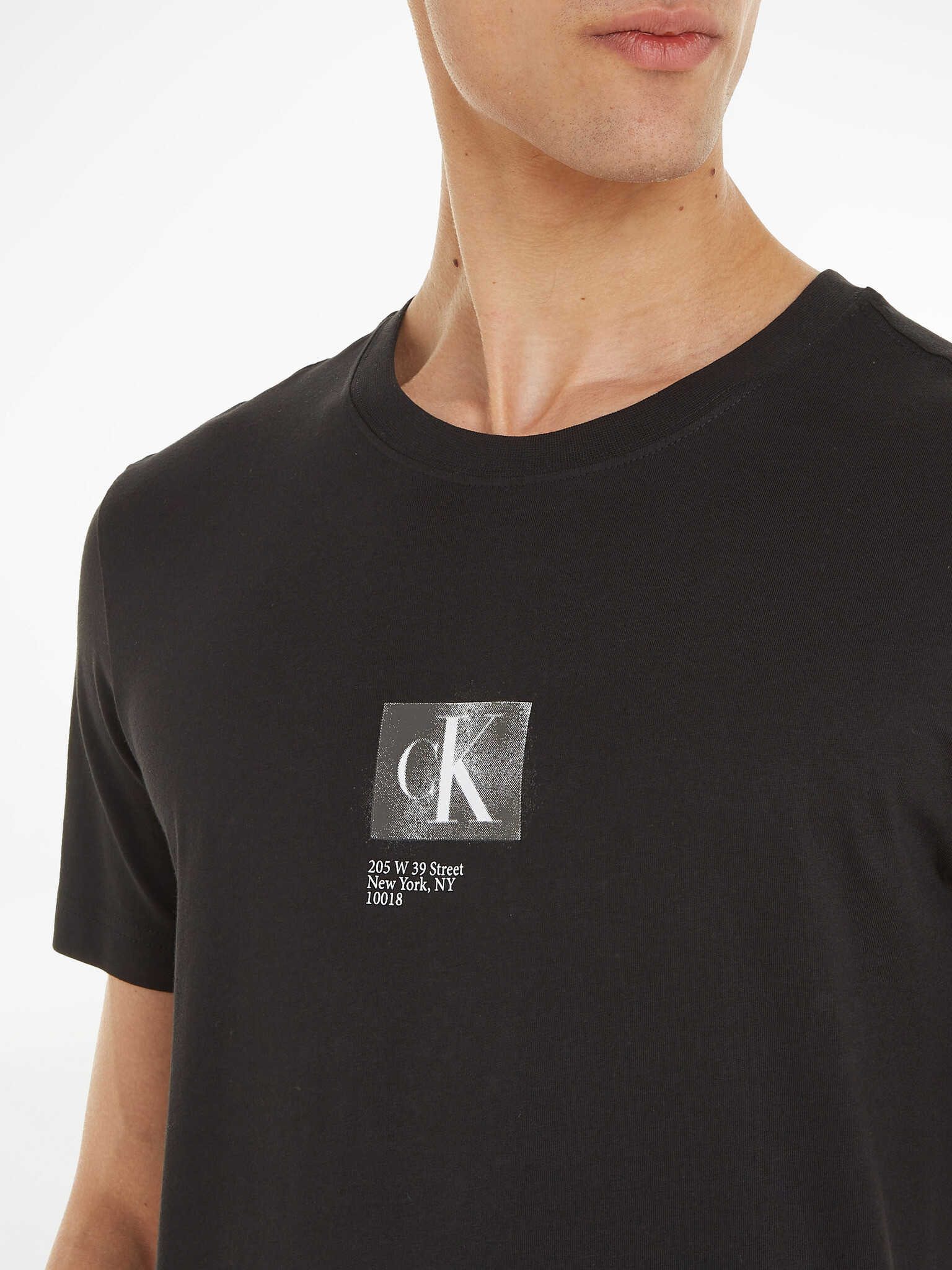 Calvin Klein Jeans T-shirt Cheren - Pepit.bg