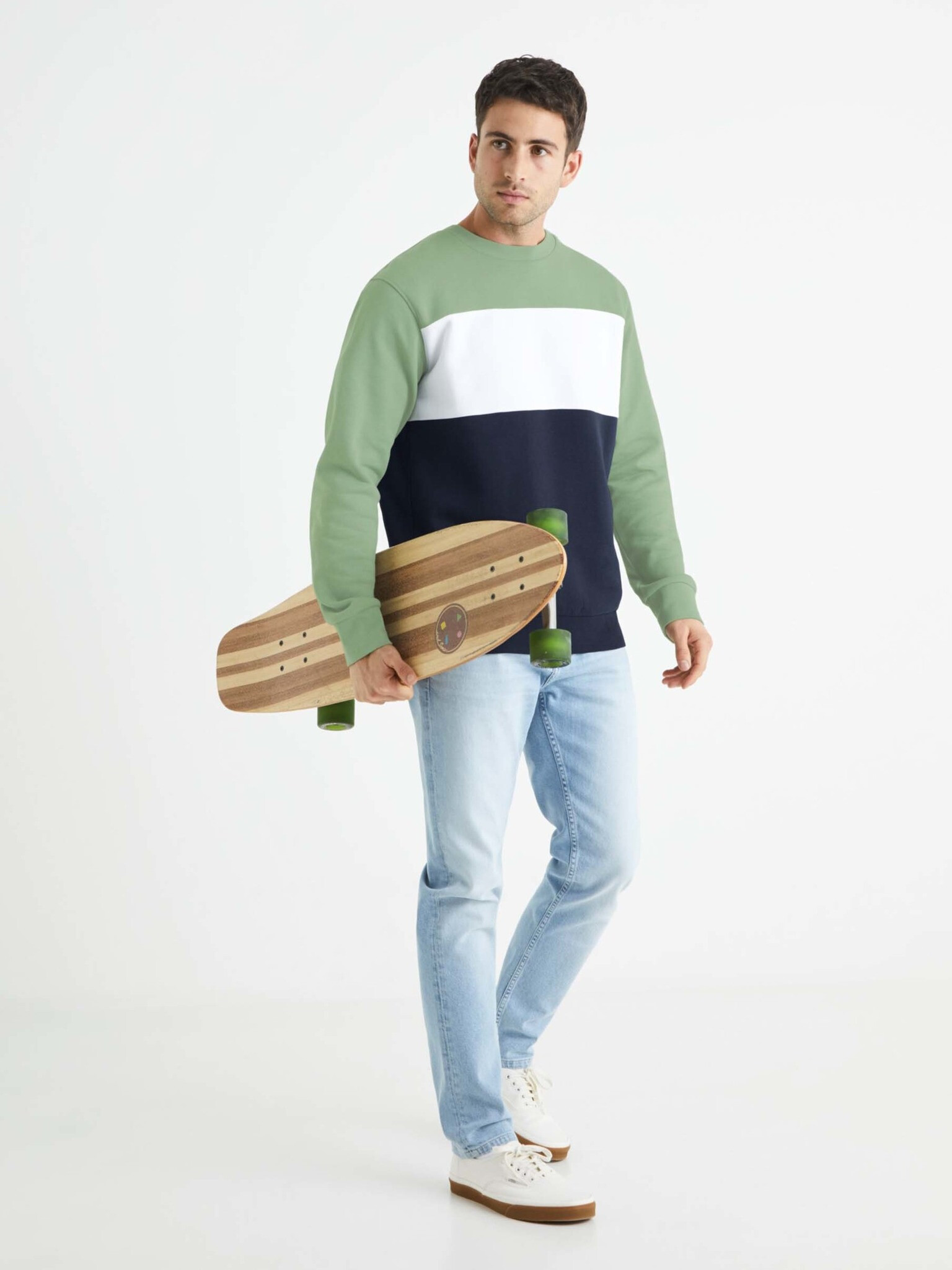 Celio Betrail Sweatshirt Cheren - Pepit.bg