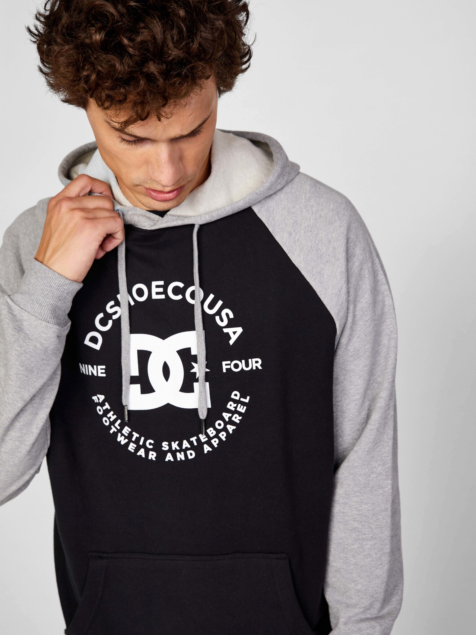 DC Sweatshirt Cheren Siv - Pepit.bg