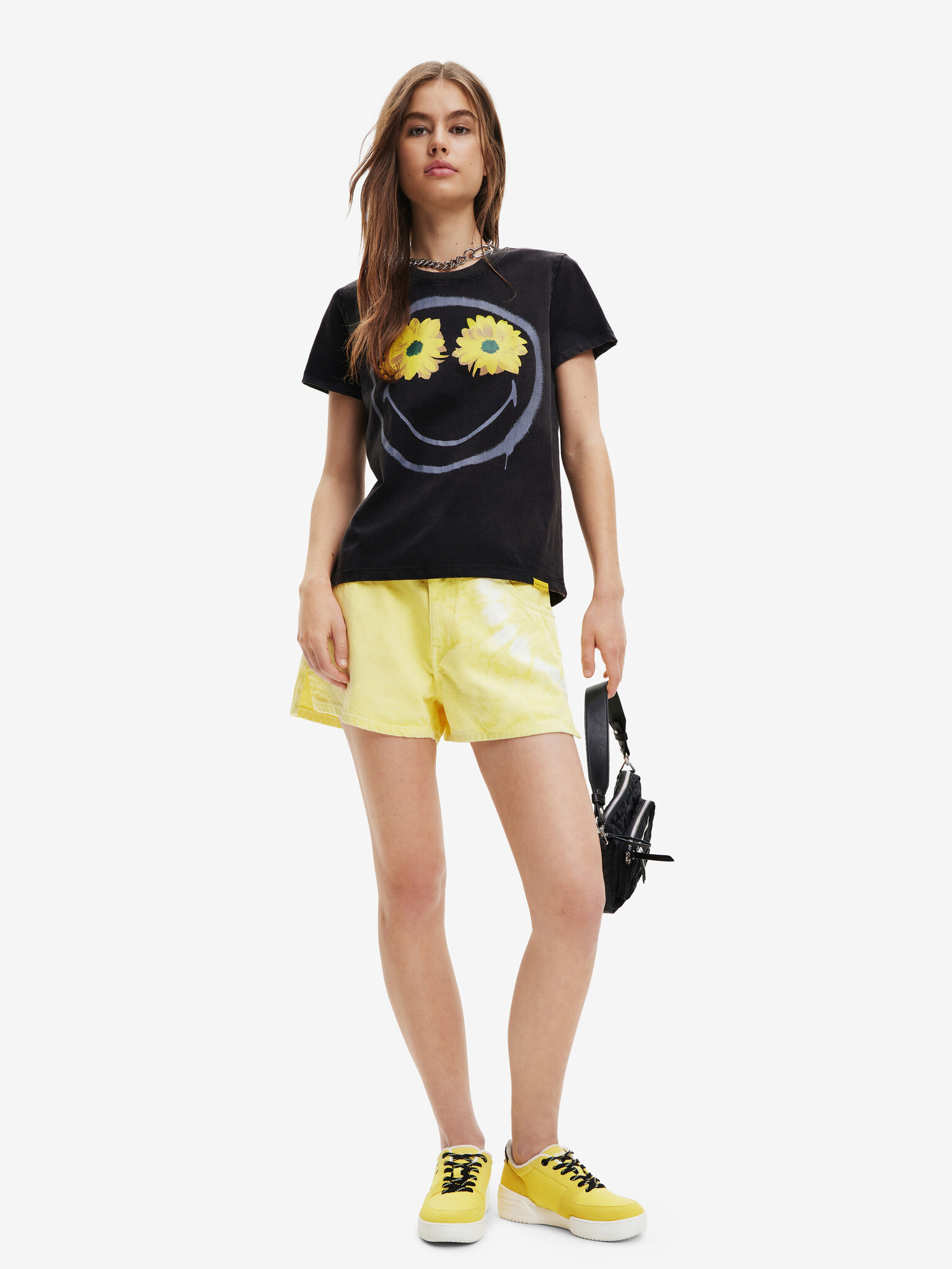 Desigual Margarita Smiley T-shirt Cheren - Pepit.bg