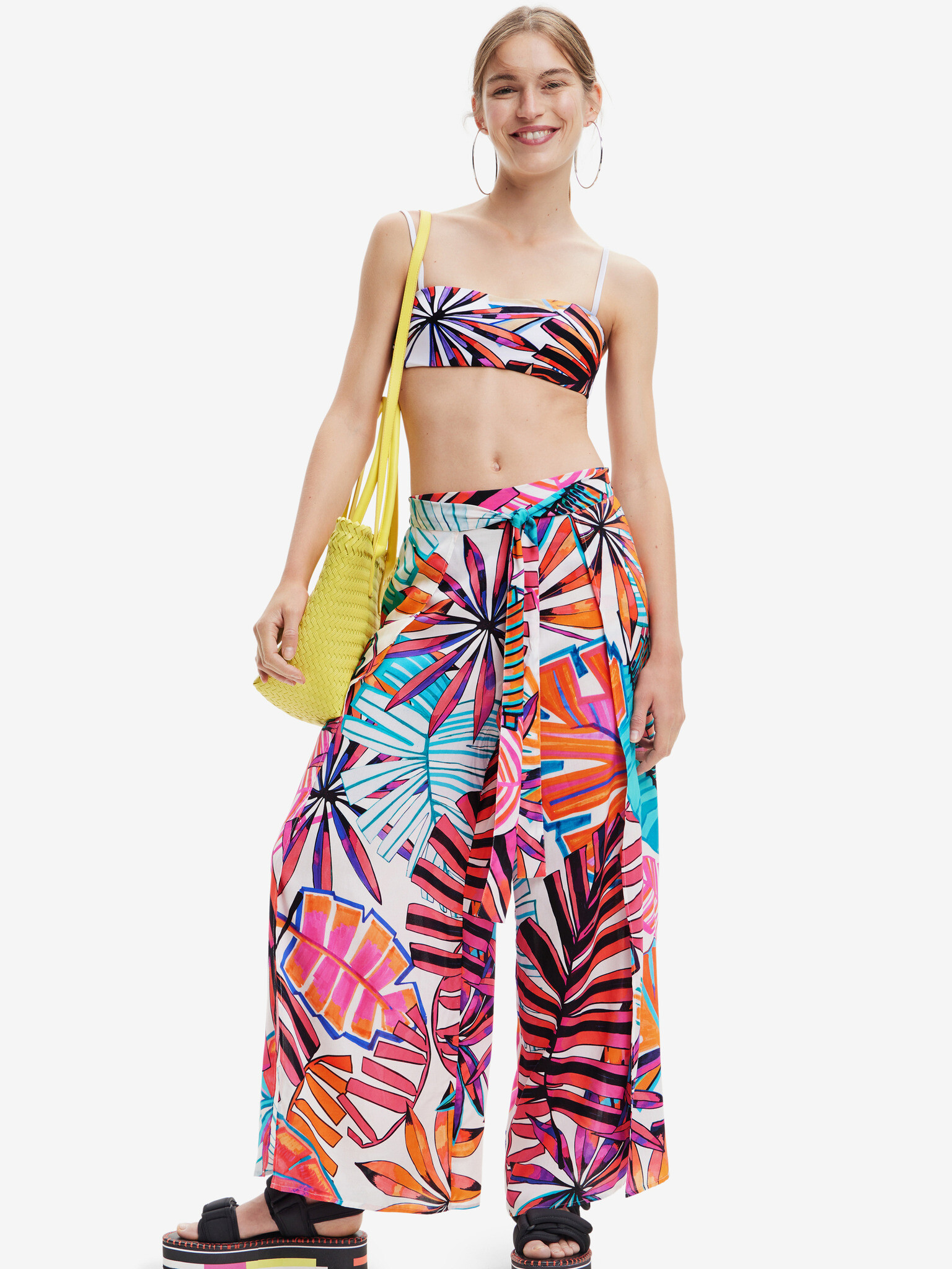 Desigual Puerto Escondido Trousers Byal - Pepit.bg