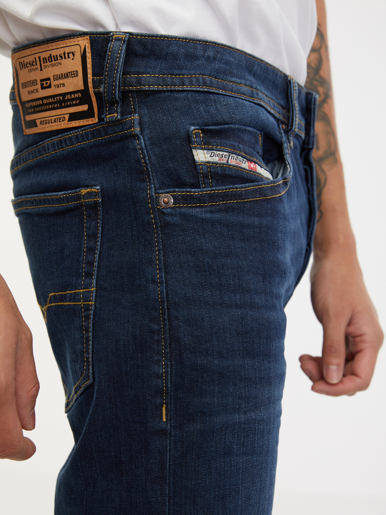 Diesel Buster Jeans Sin - Pepit.bg