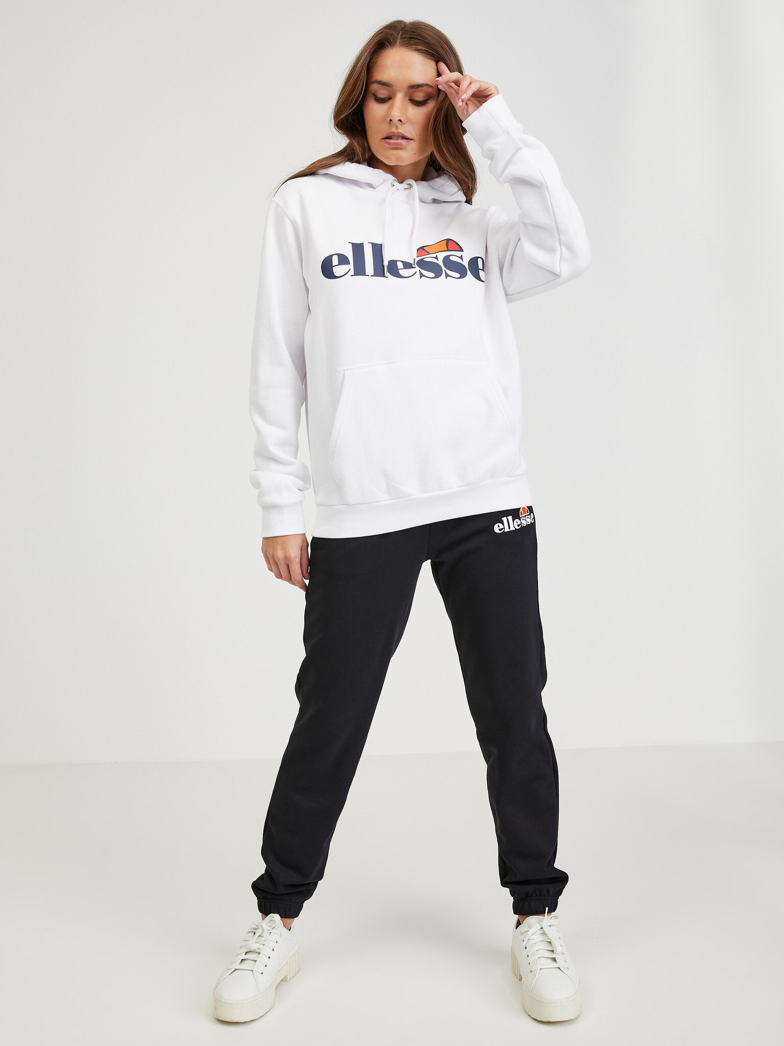 Ellesse Sweatshirt Byal - Pepit.bg