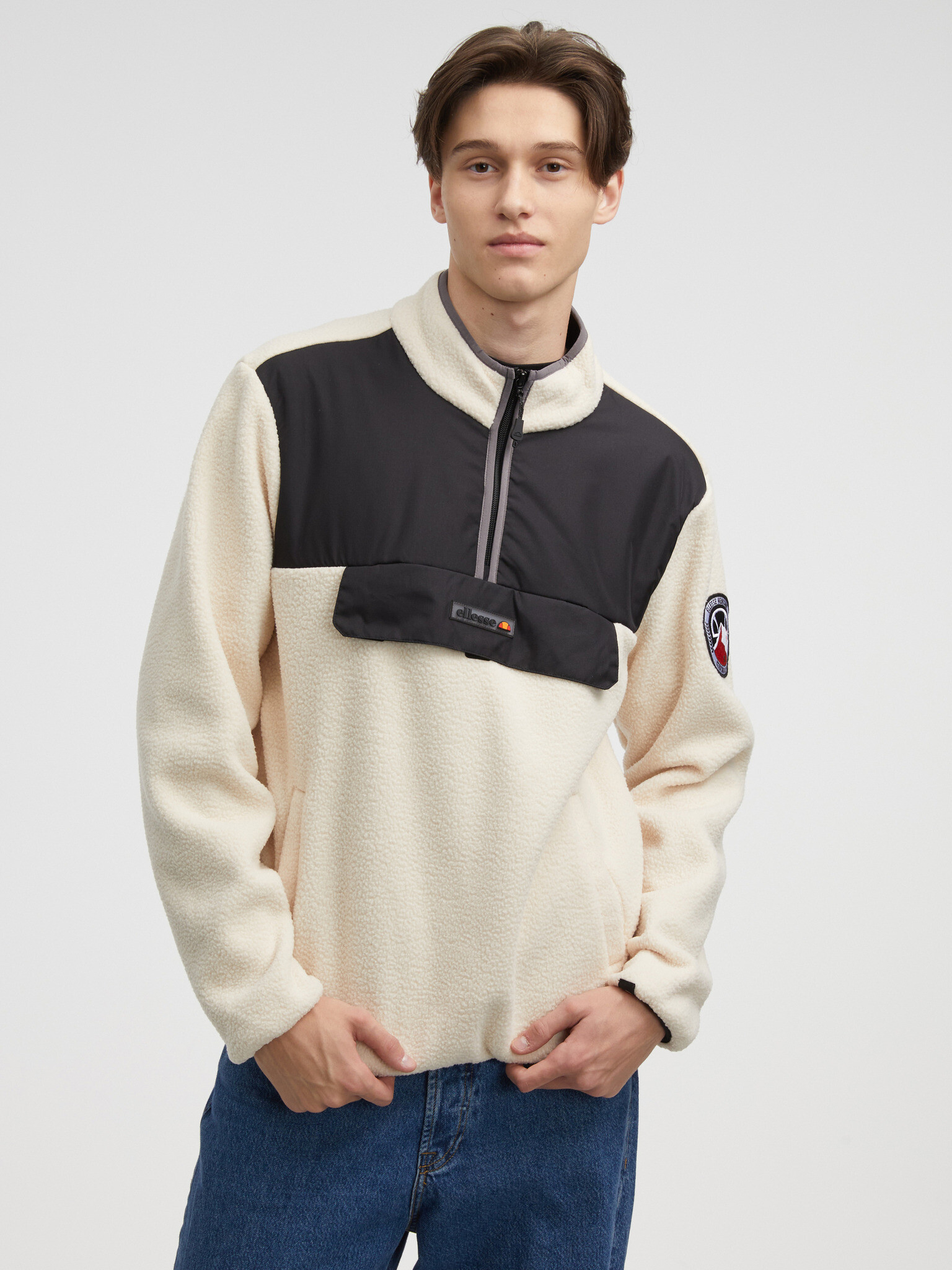 Ellesse Sweatshirt Byal - Pepit.bg