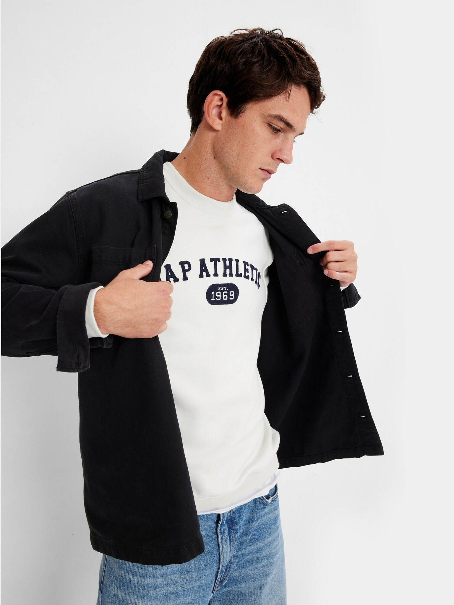 GAP Athletic Sweatshirt Byal - Pepit.bg