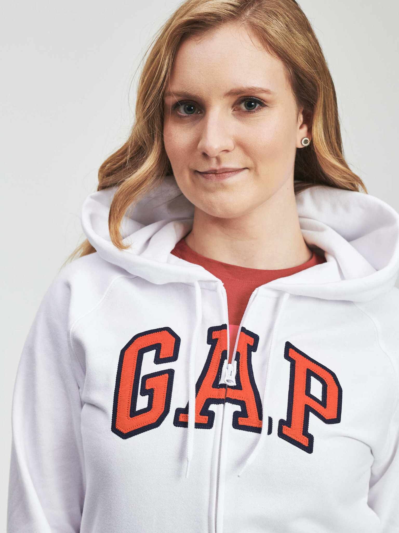 GAP Sweatshirt Byal - Pepit.bg