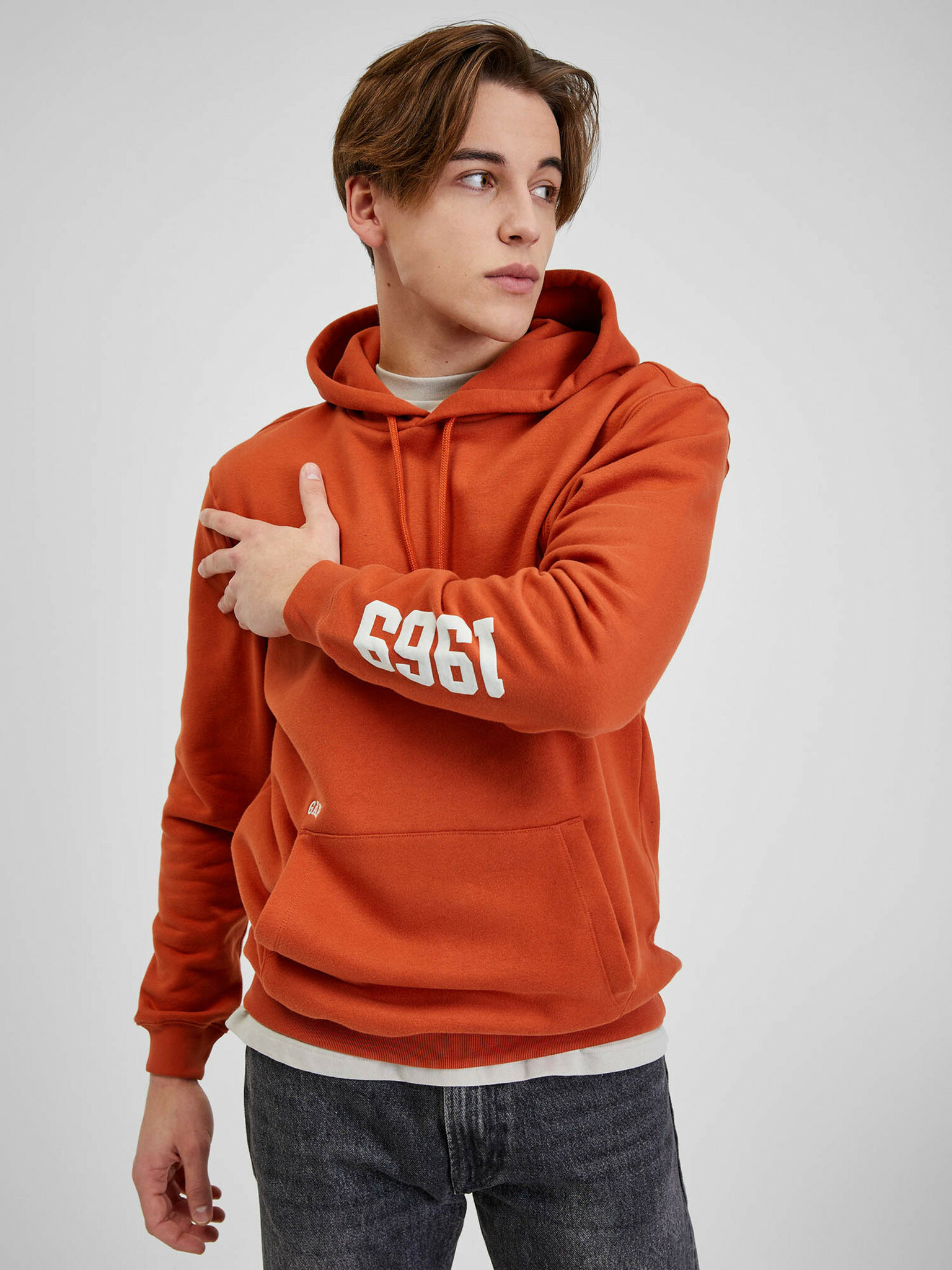 GAP Sweatshirt Oranzhev - Pepit.bg