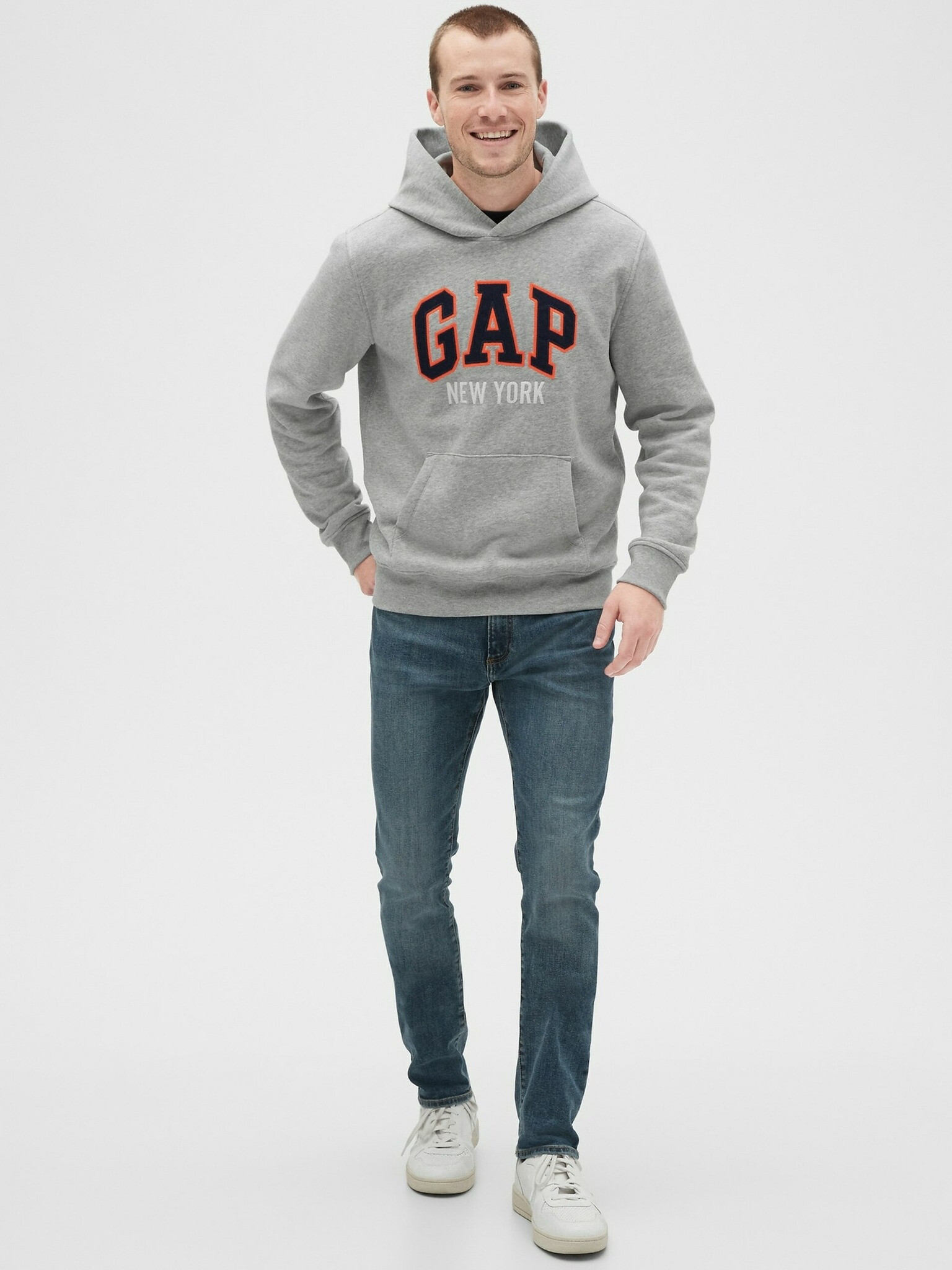 GAP Sweatshirt Siv - Pepit.bg