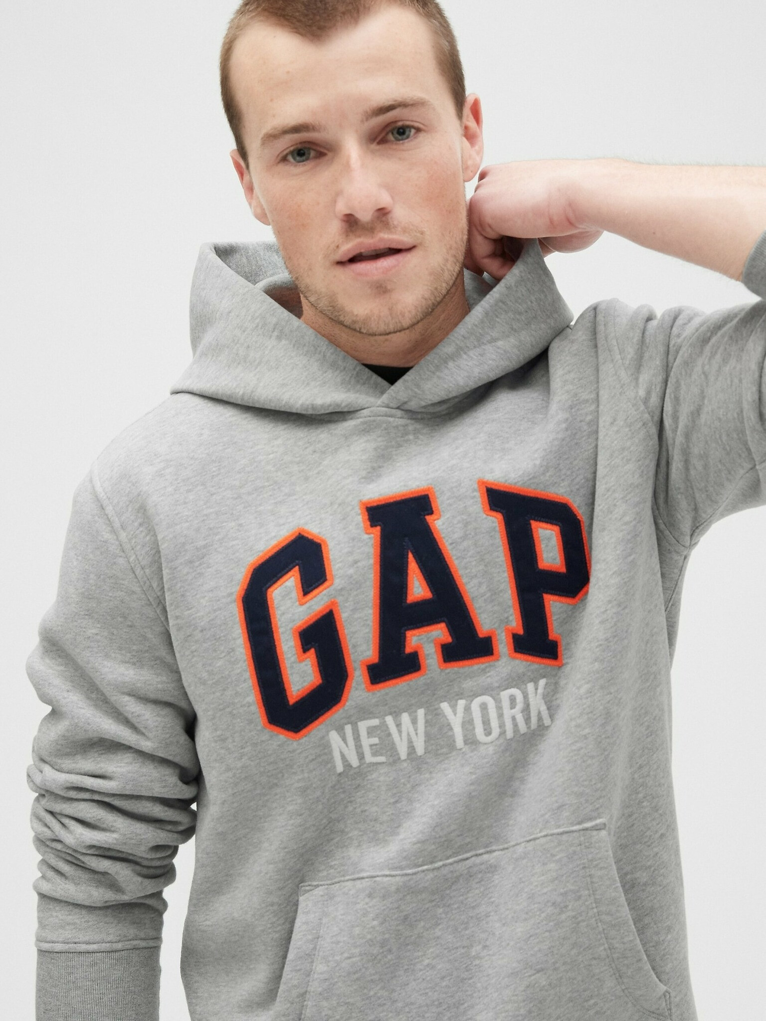 GAP Sweatshirt Siv - Pepit.bg