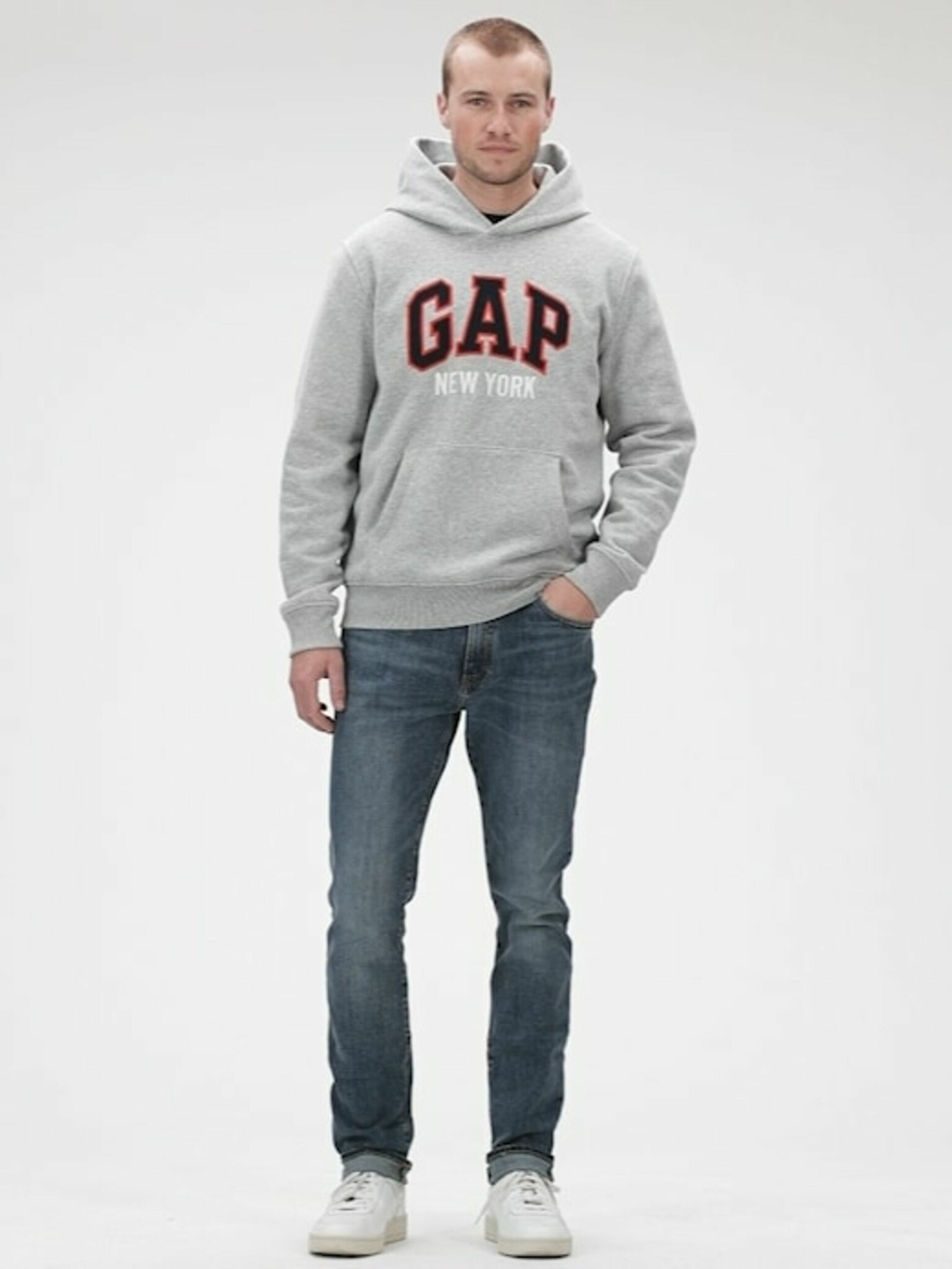 GAP Sweatshirt Siv - Pepit.bg