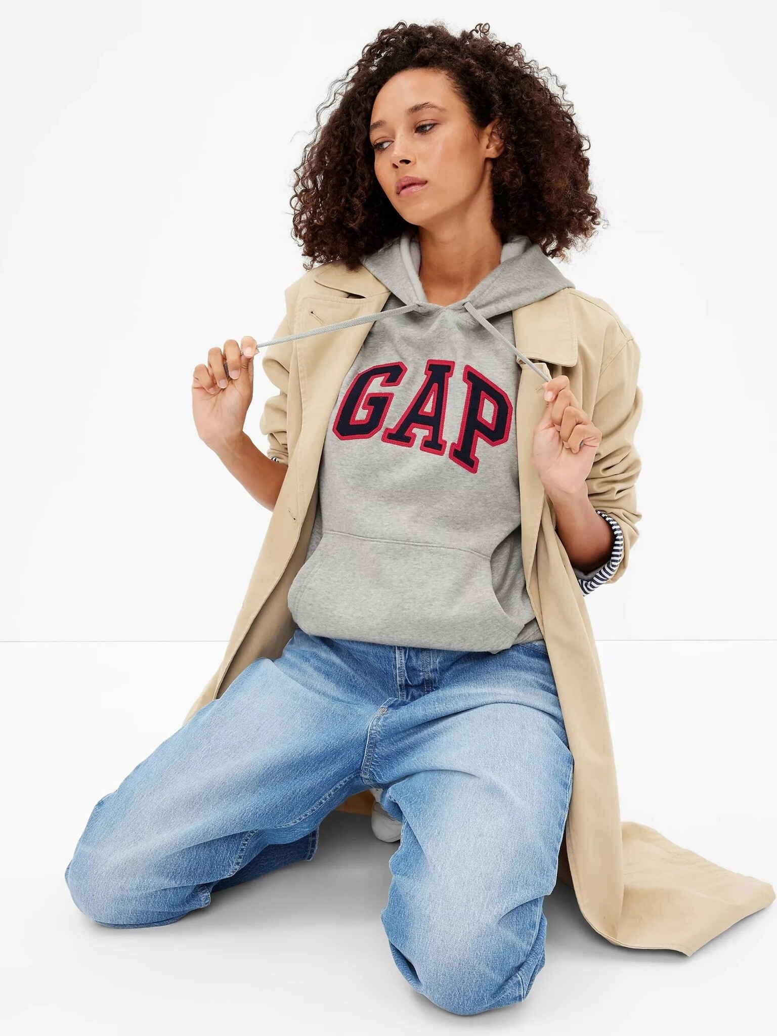 GAP Sweatshirt Siv - Pepit.bg