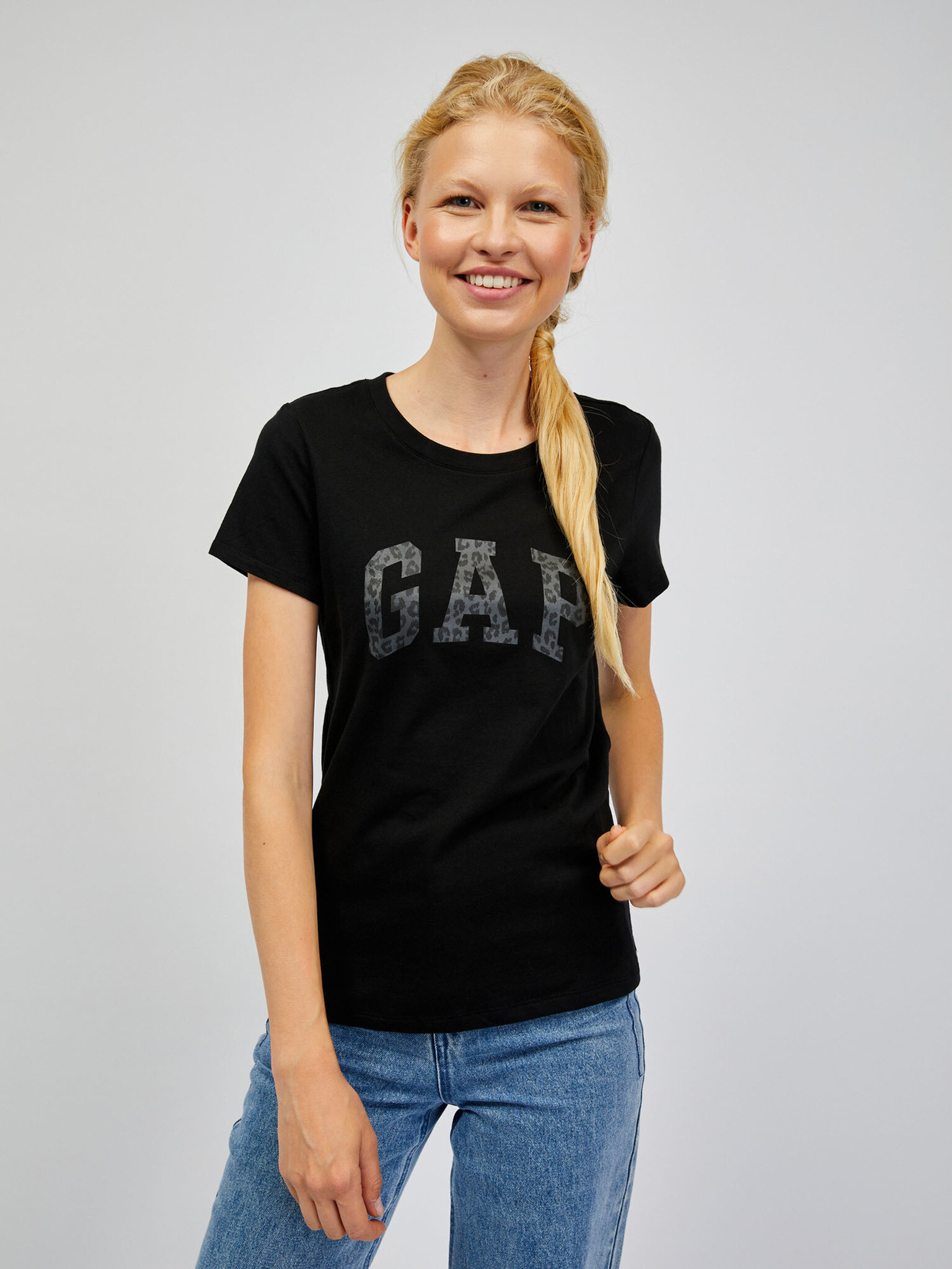 GAP T-shirt Cheren - Pepit.bg