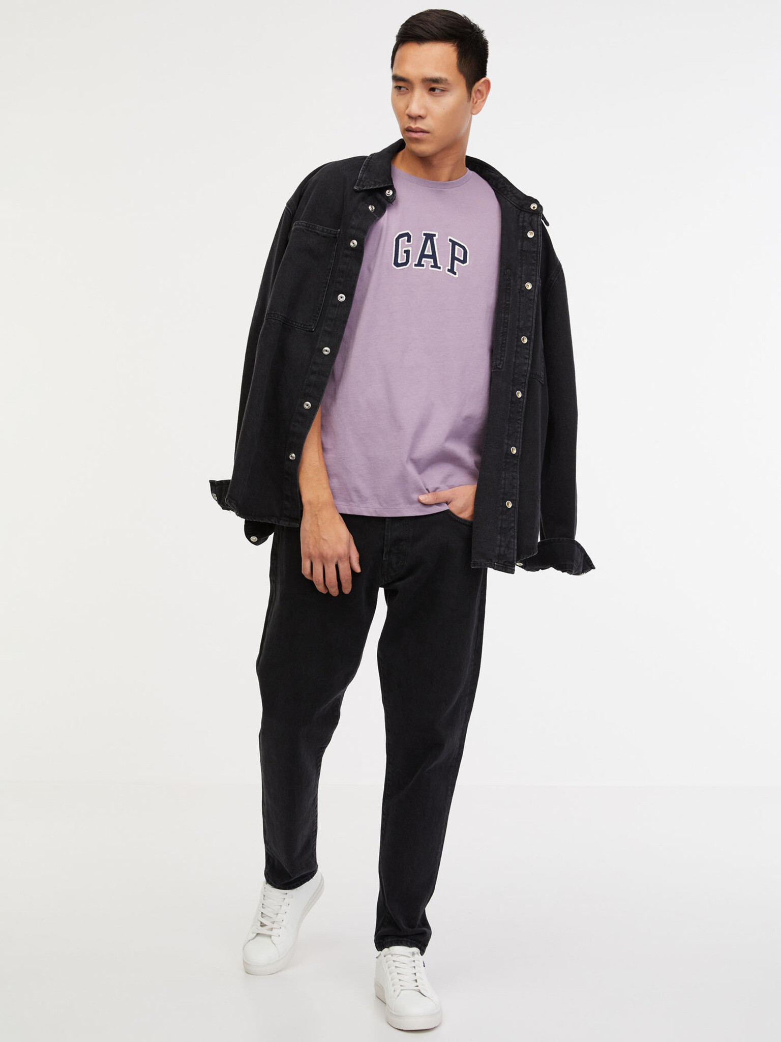 GAP T-shirt Lilav - Pepit.bg