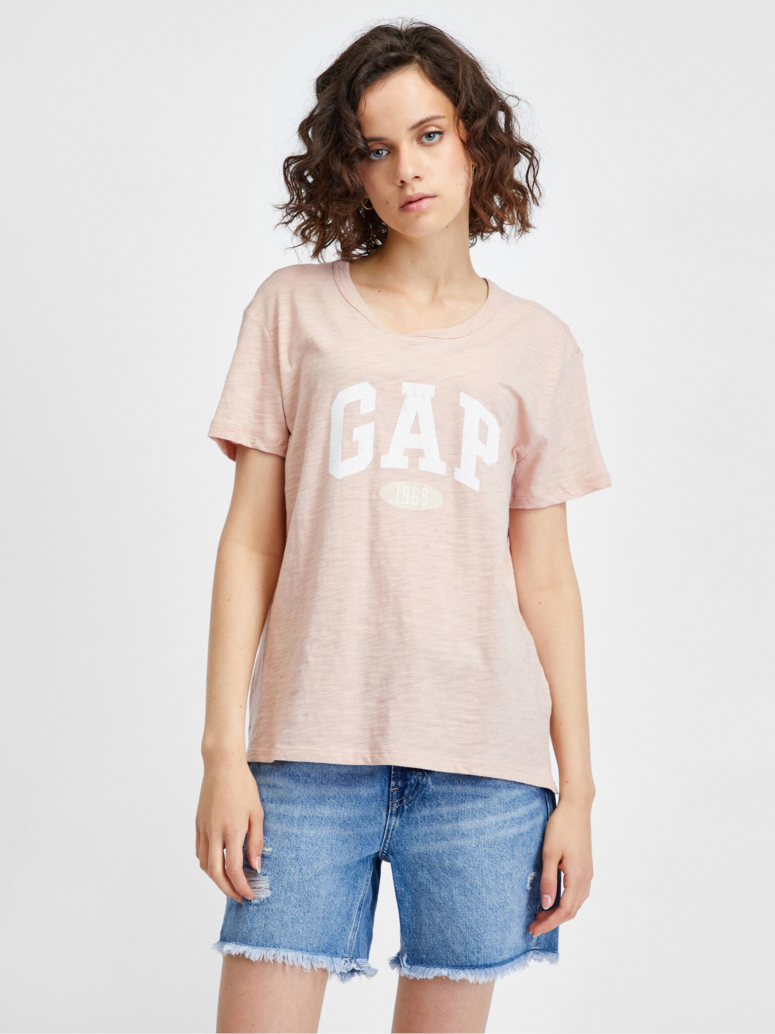 GAP T-shirt Rozov - Pepit.bg