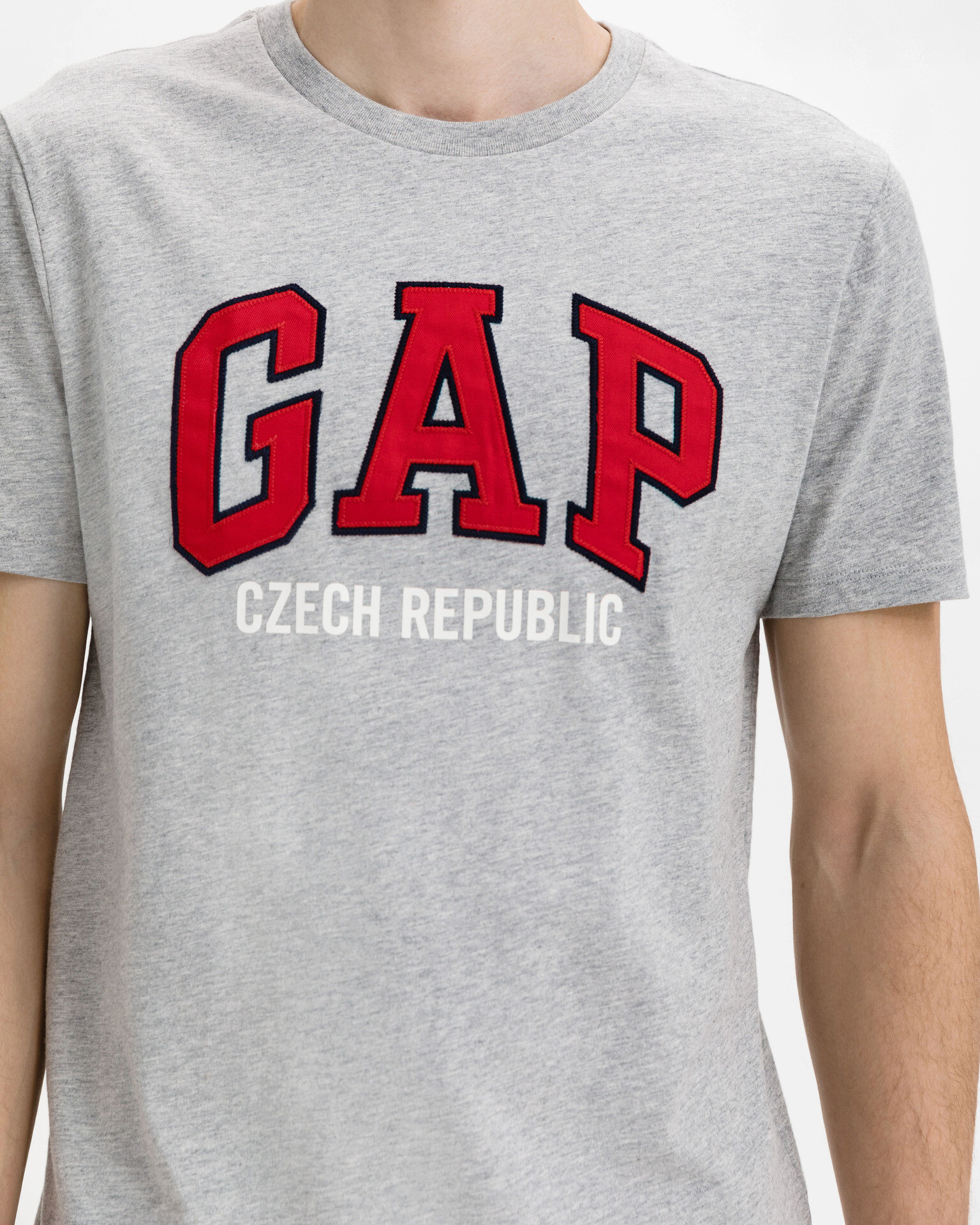 GAP T-shirt Siv - Pepit.bg