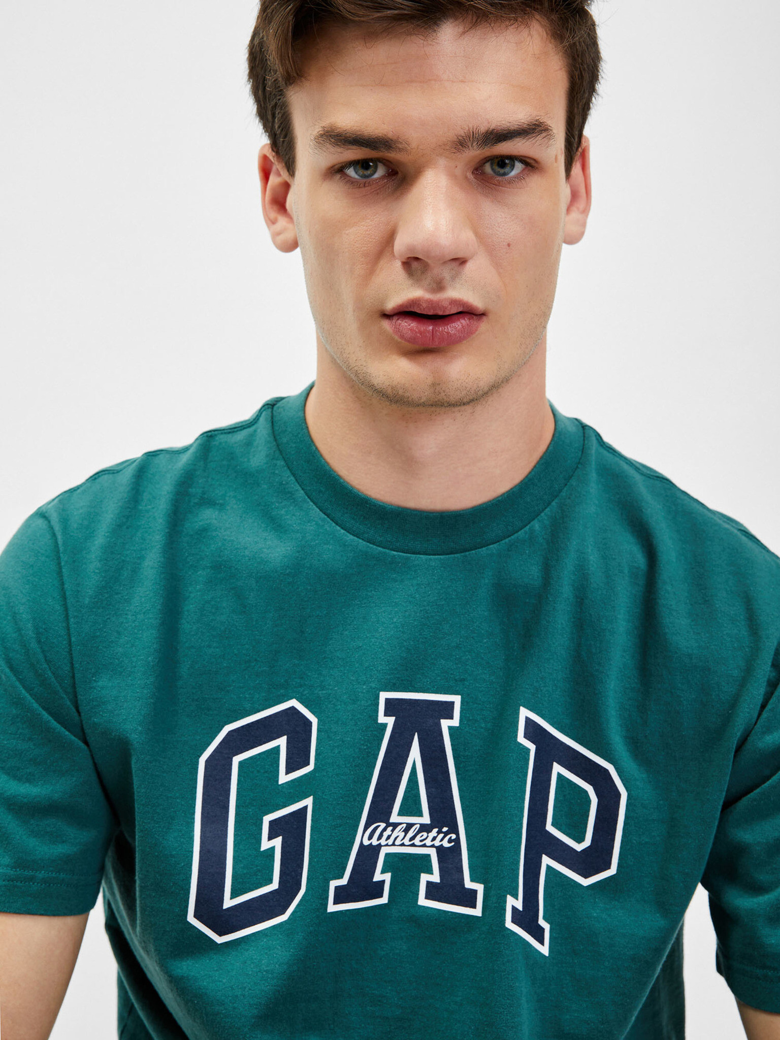 GAP T-shirt Zelen - Pepit.bg