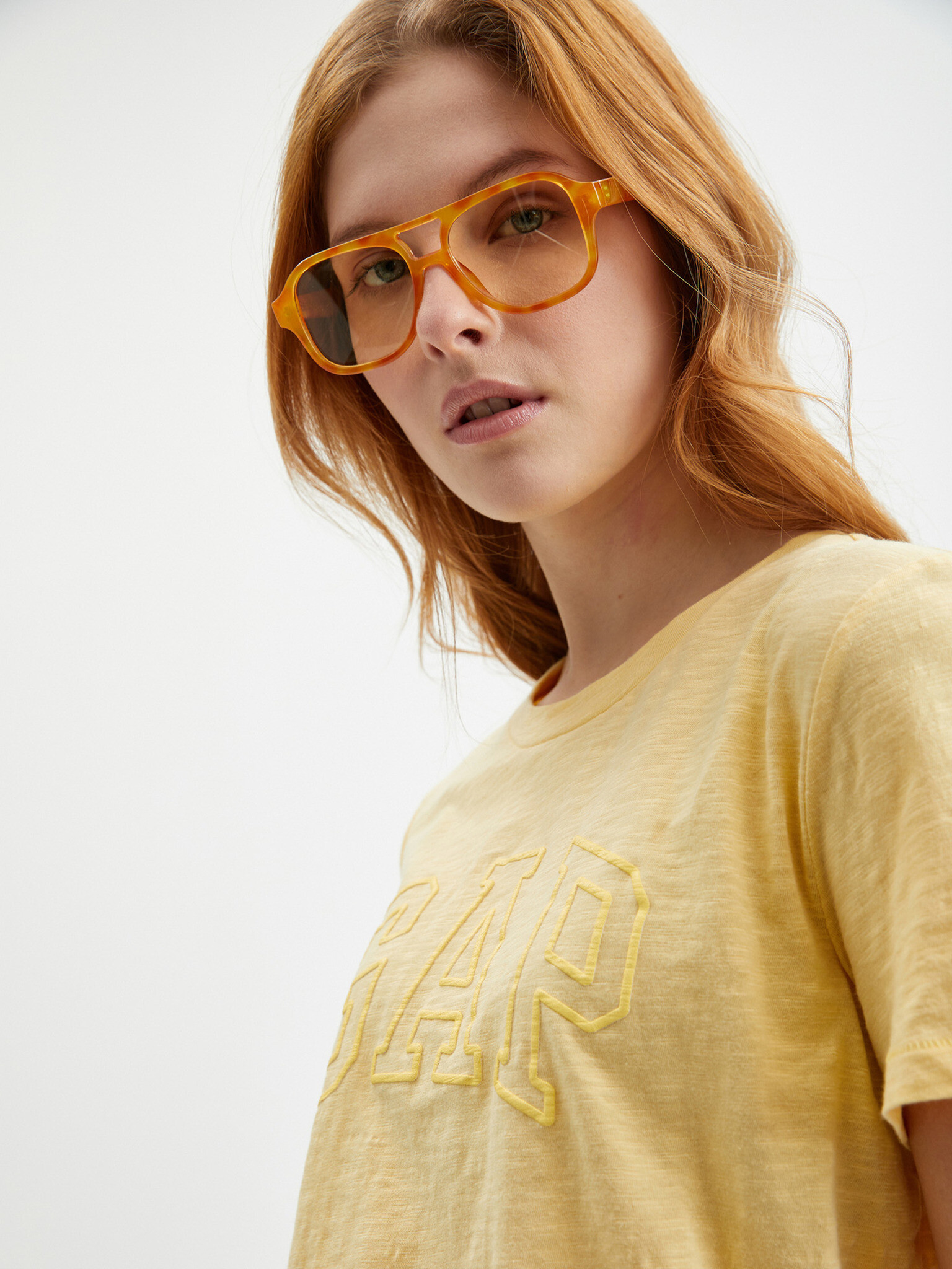 GAP T-shirt Zhalt - Pepit.bg