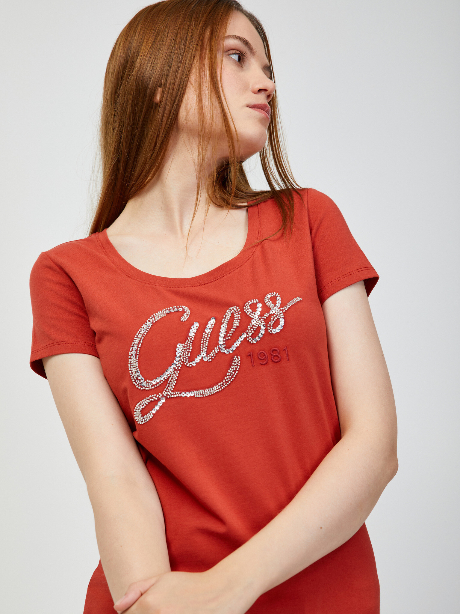 Guess Bryanna T-shirt Cherven - Pepit.bg