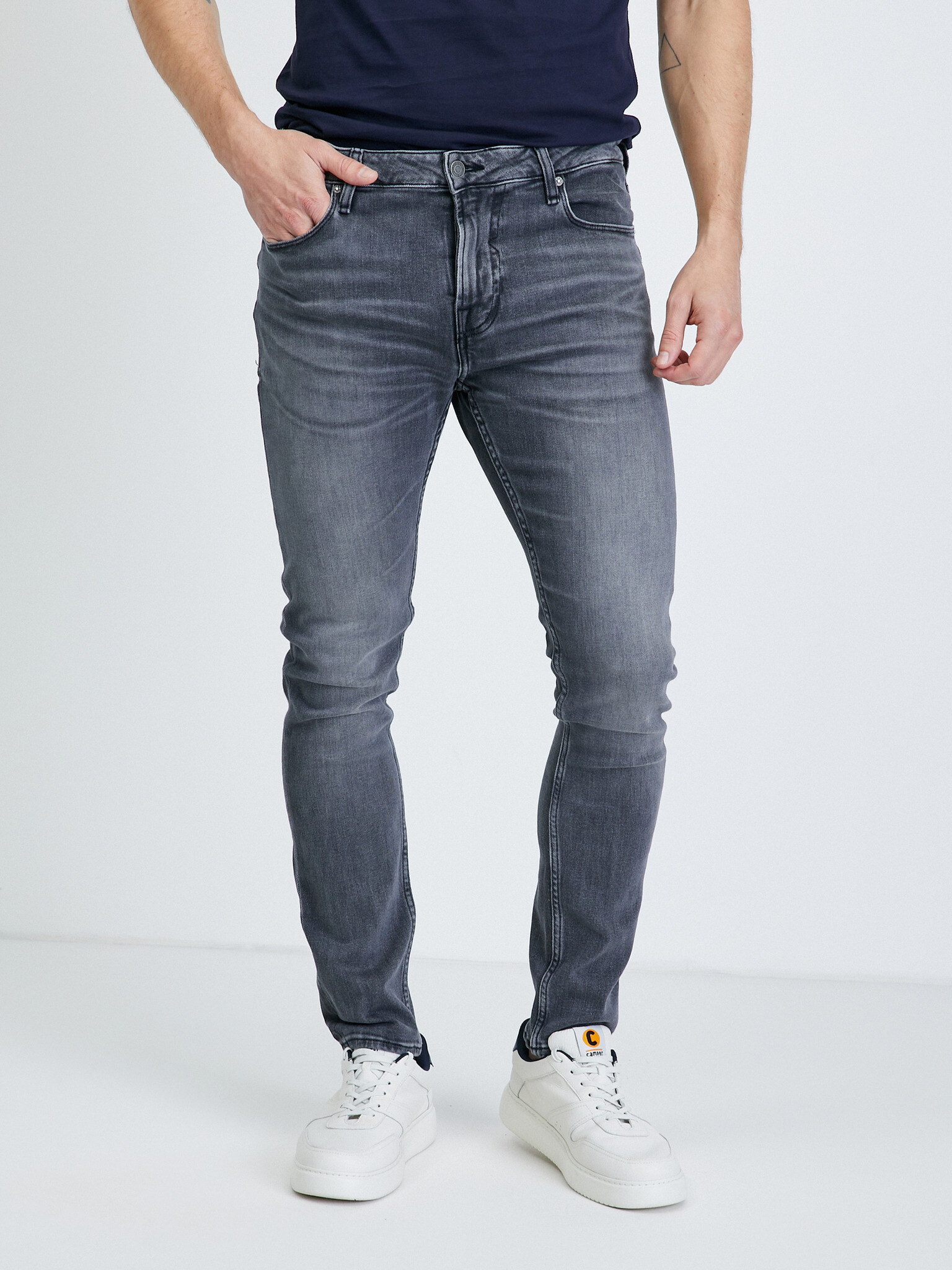 Guess Chris Jeans Siv - Pepit.bg