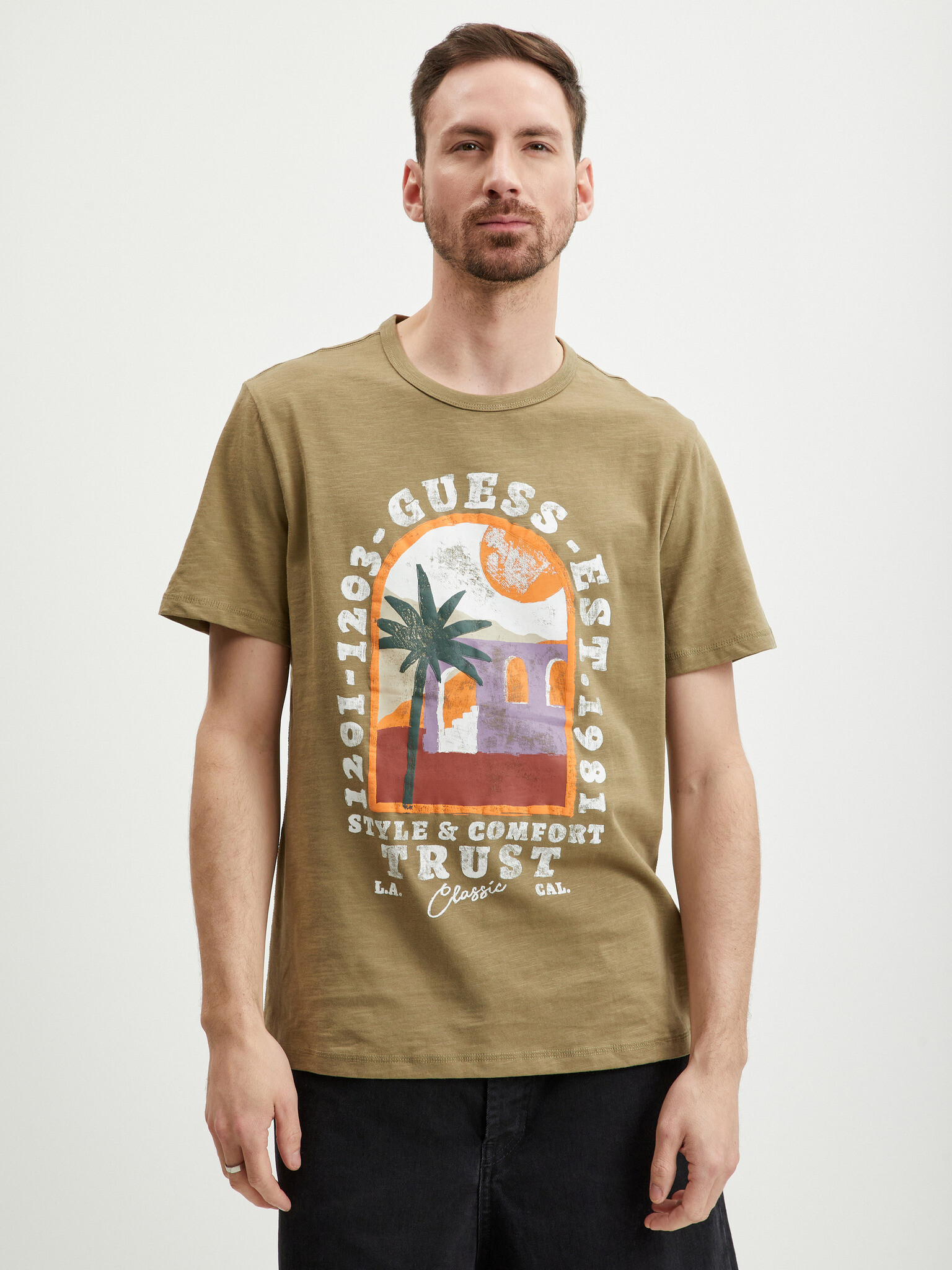 Guess Palm Window T-shirt Bezhov - Pepit.bg