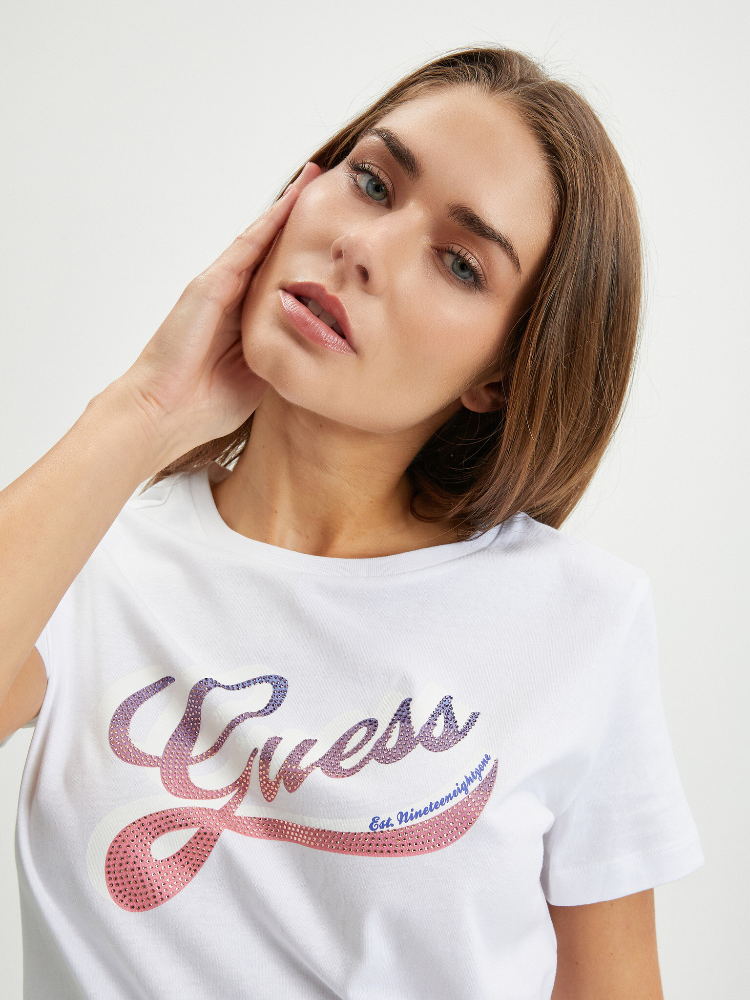 Guess T-shirt Byal - Pepit.bg