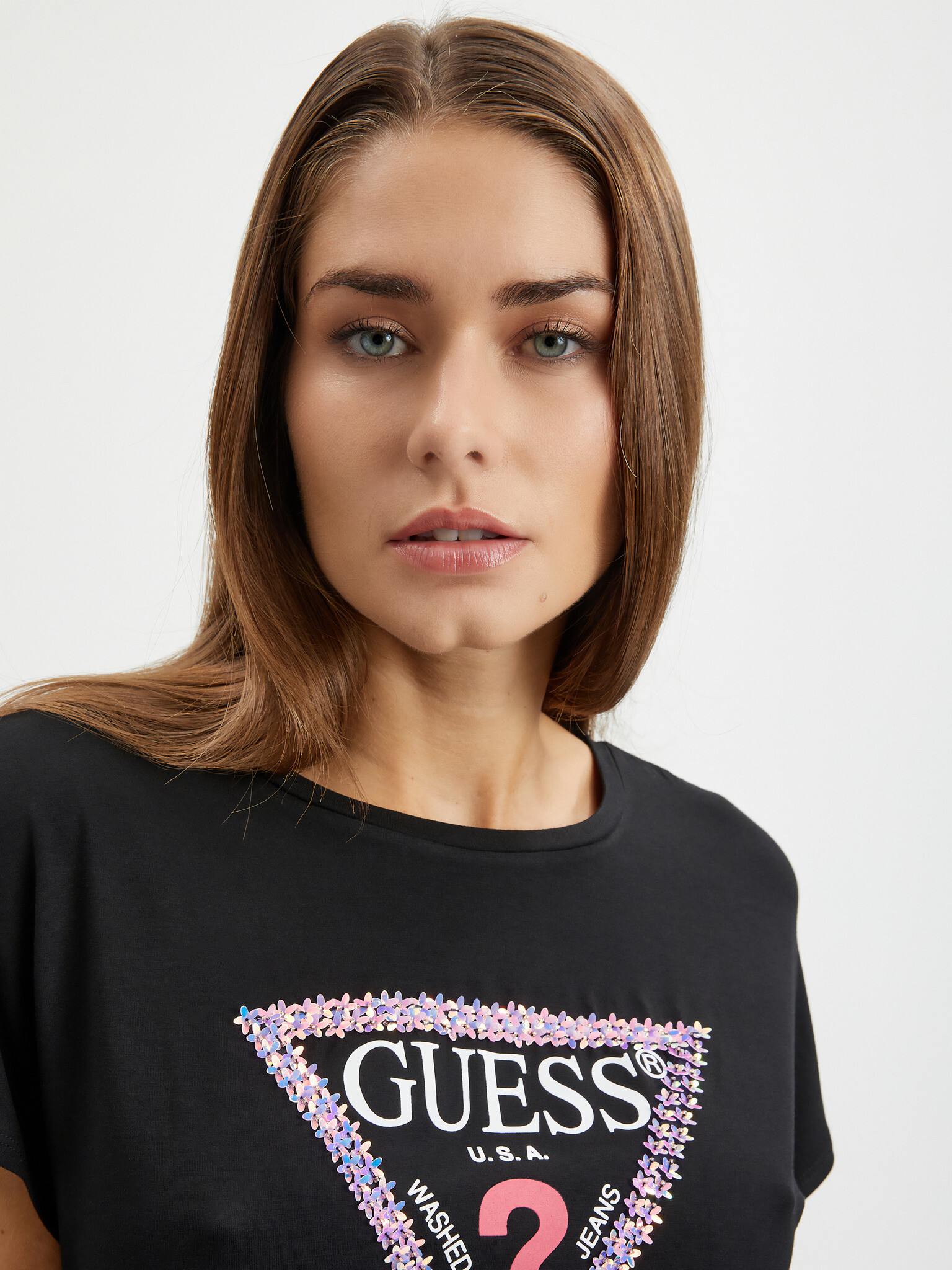 Guess T-shirt Cheren - Pepit.bg